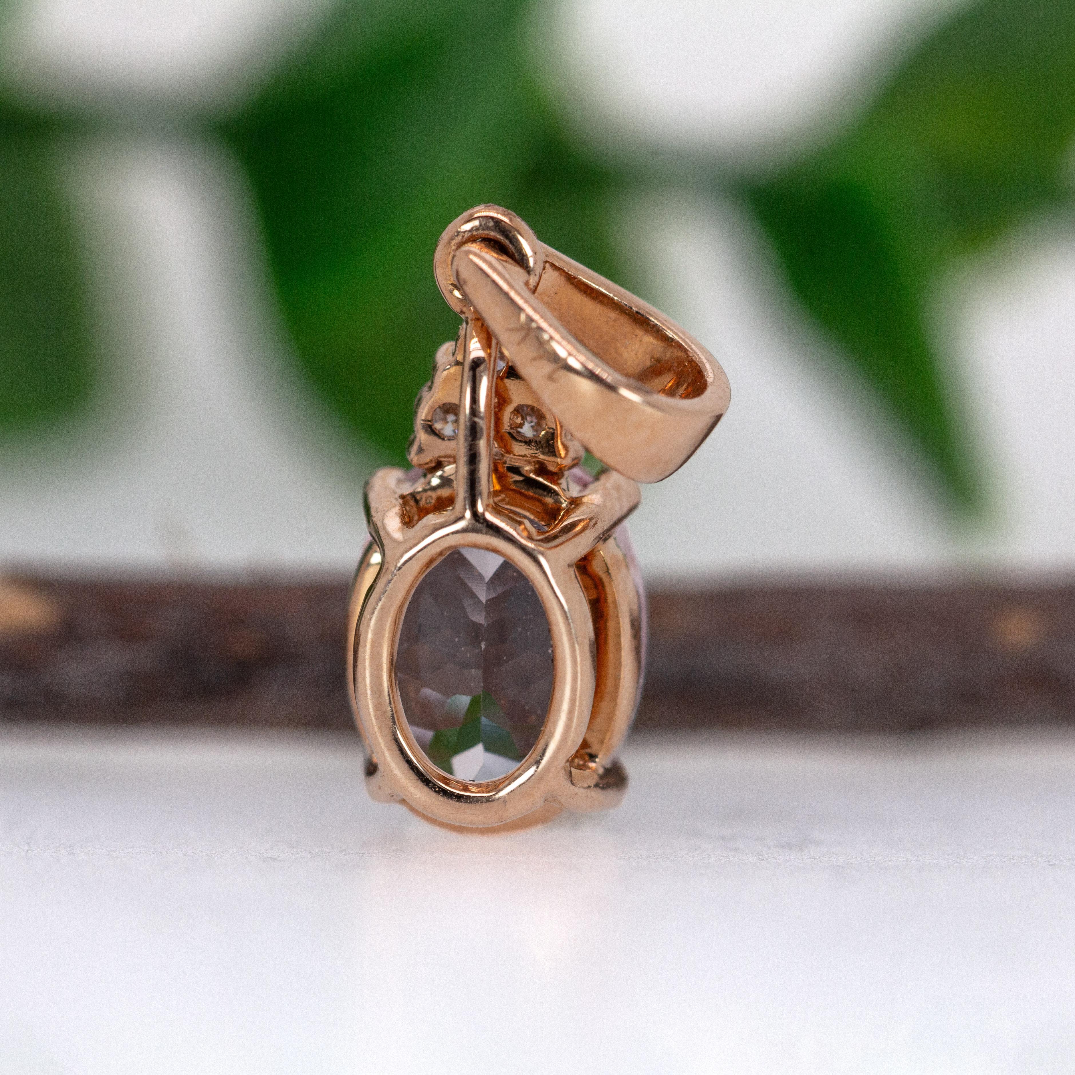 Ciondolo con Morganite da 1 ct e accenti di diamanti in oro rosa massiccio 14 carati  OV 8x6mm in vendita 1