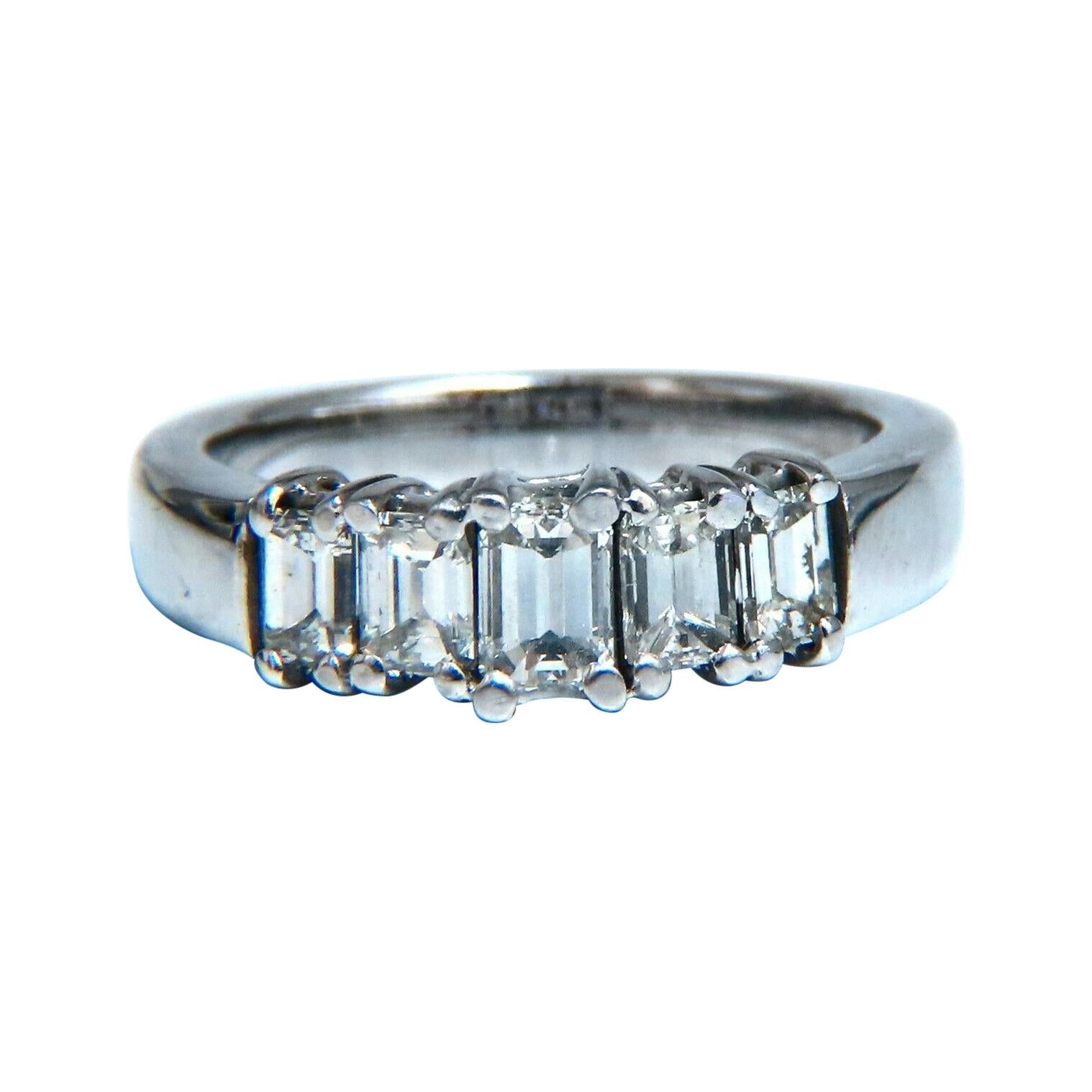 1ct Natural Diamond Baguette Ring 14kt H/Vs For Sale
