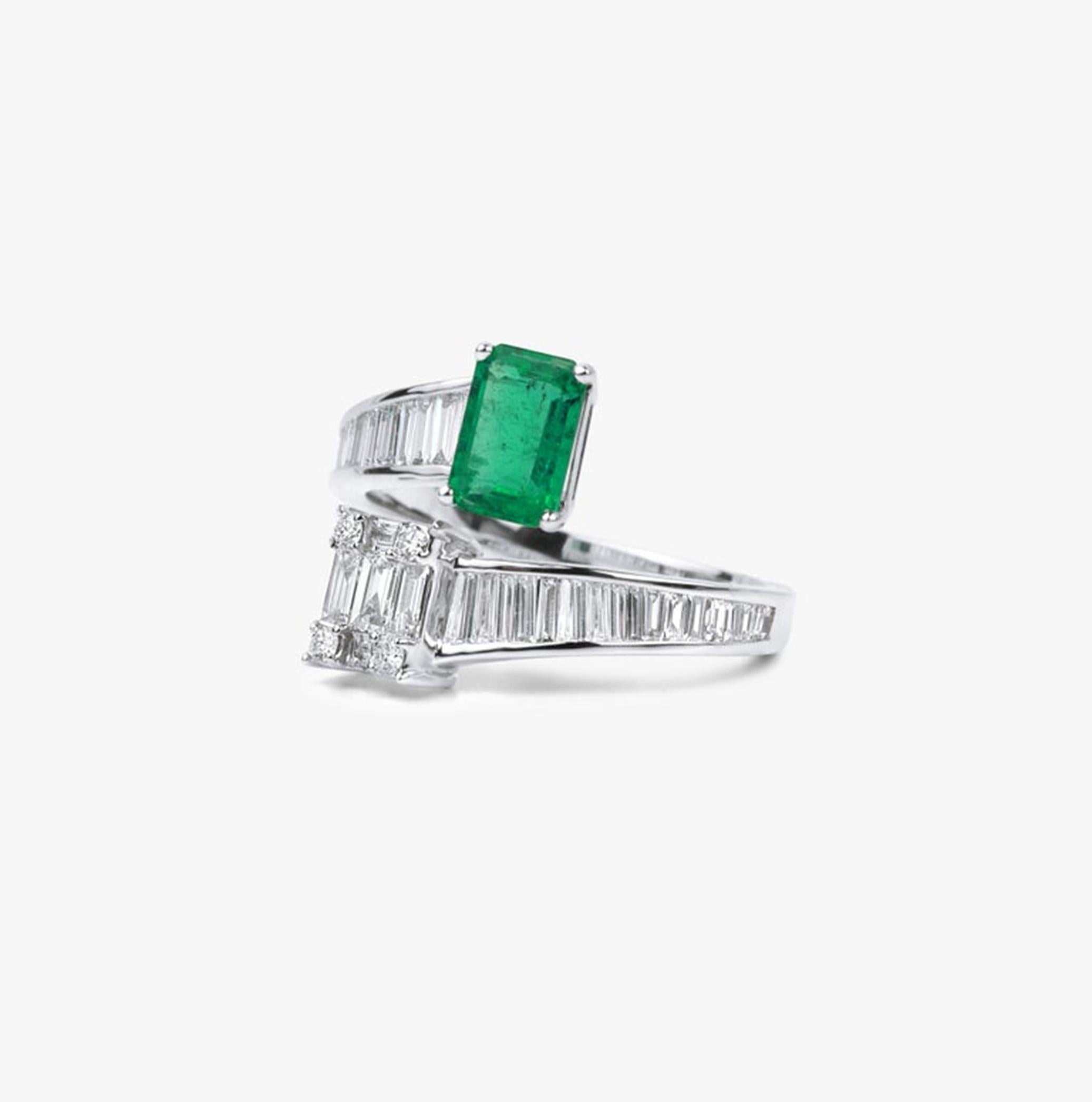 1ct Natural Emerald and Baguette Diamond Dual Stone Adjustable Ring in 18K Gold For Sale 1