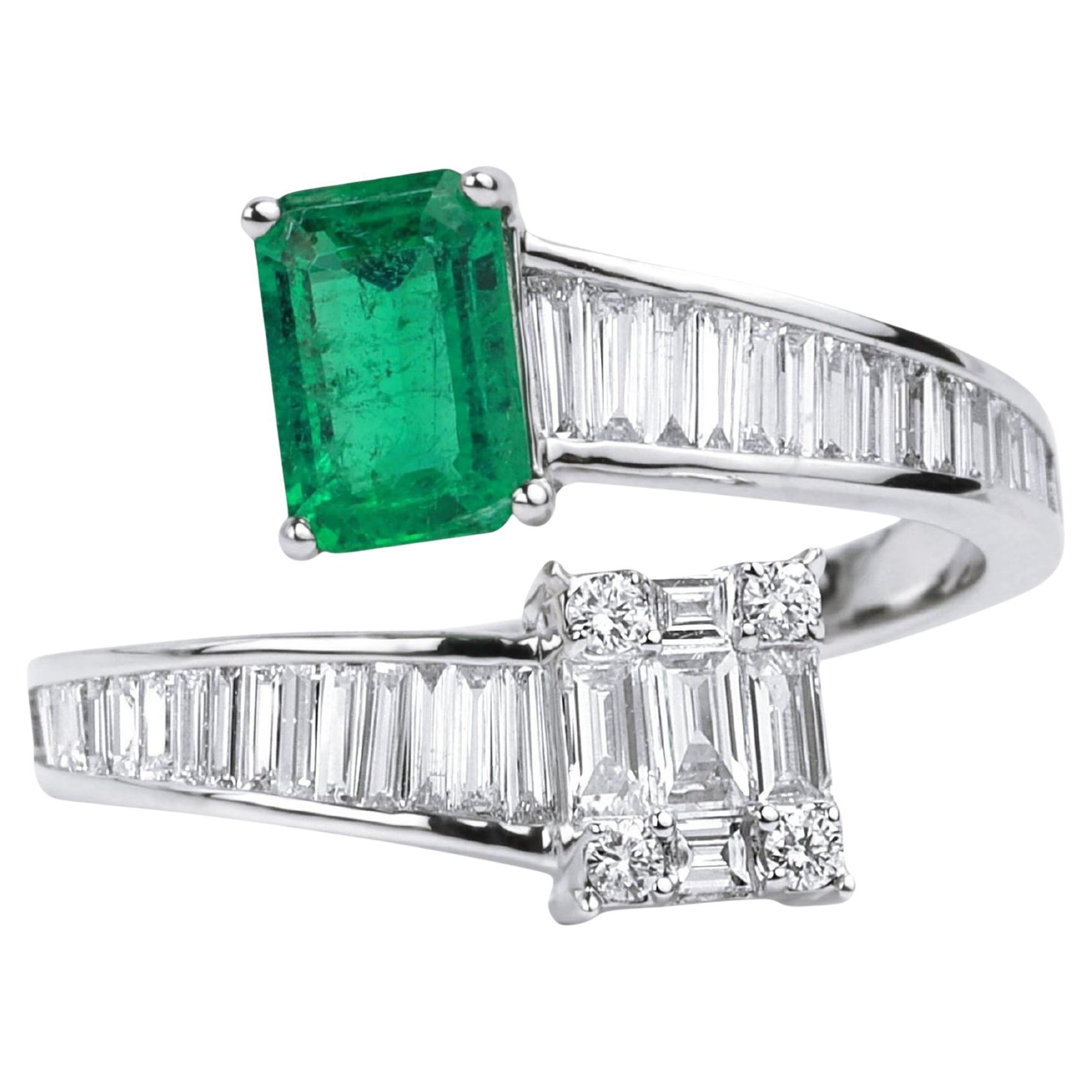 1ct Natural Emerald and Baguette Diamond Dual Stone Adjustable Ring in 18K Gold For Sale