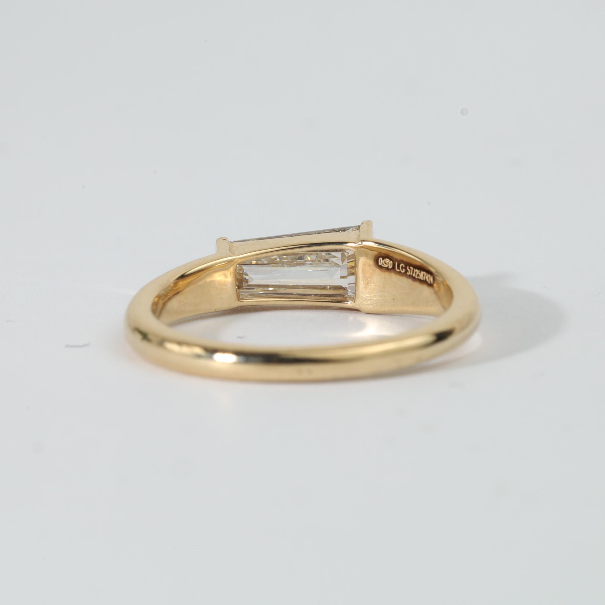 1ct natürlichen konischen Baguette Diamant Solitär Band in 18K Gelbgold - Unisex (Baguette-Treppenschliff) im Angebot