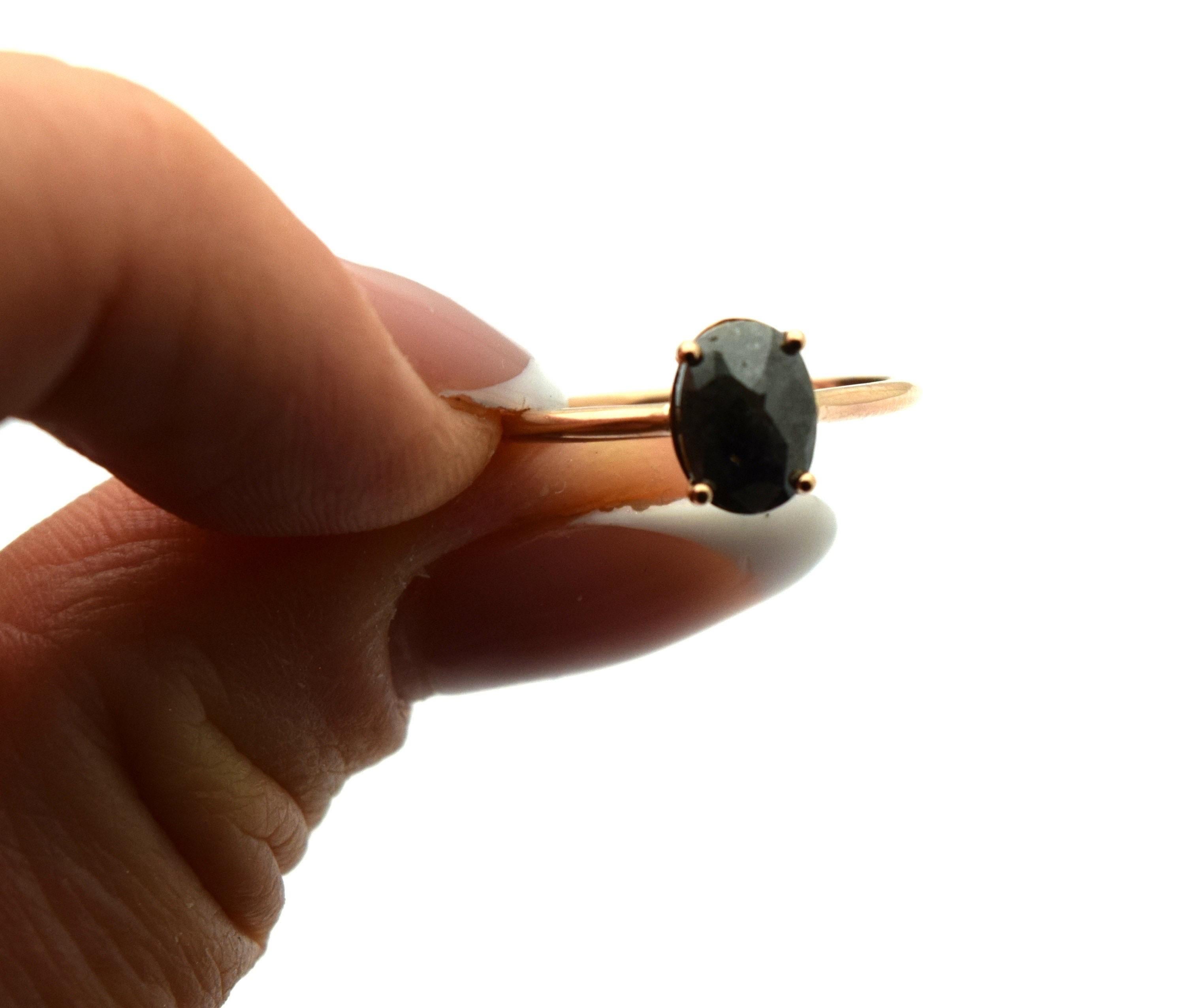 Bague à diamant ovale 1ct Bague de fiançailles Bague à diamant noir Or rose 14KT Unisexe en vente