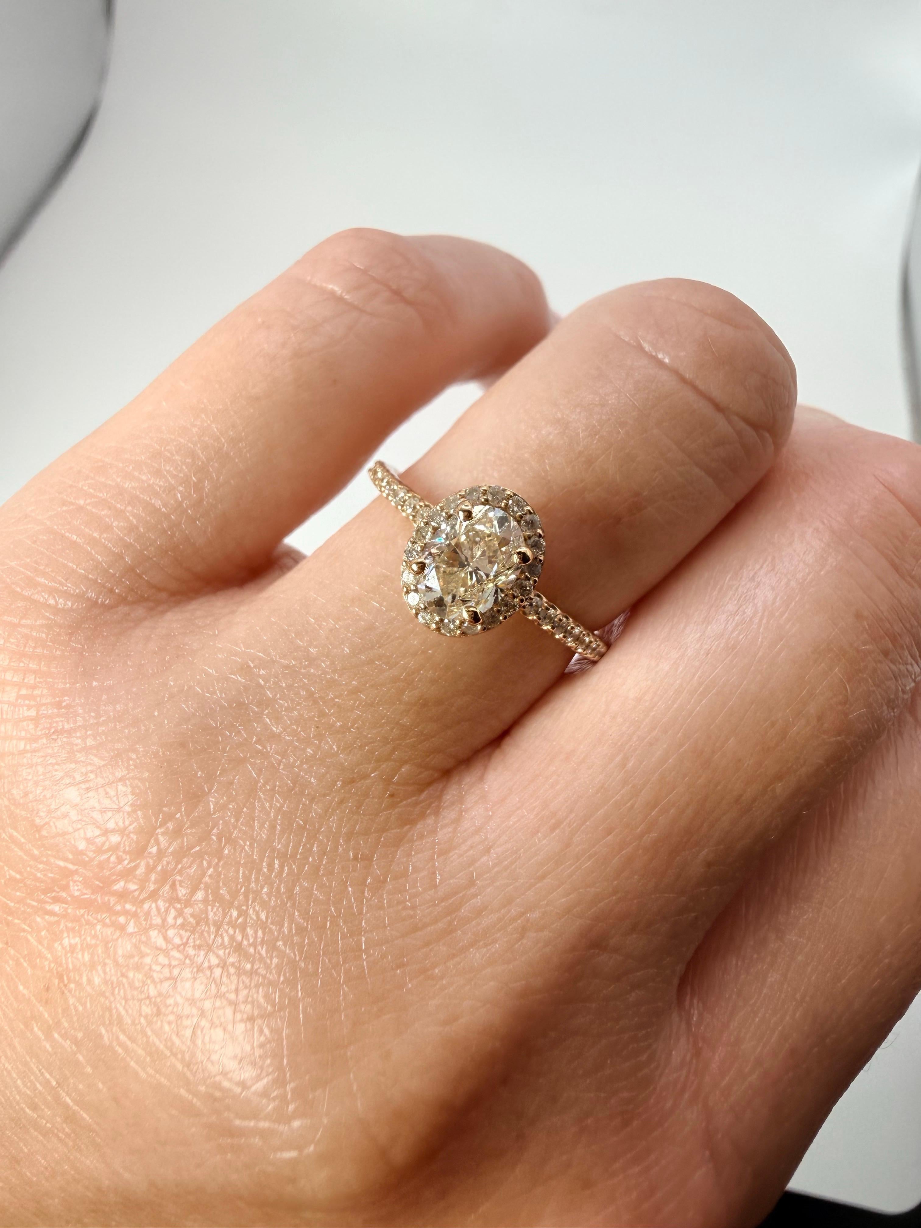 Bague de fiançailles ovale 1ct or jaune 14Kt Unisexe en vente