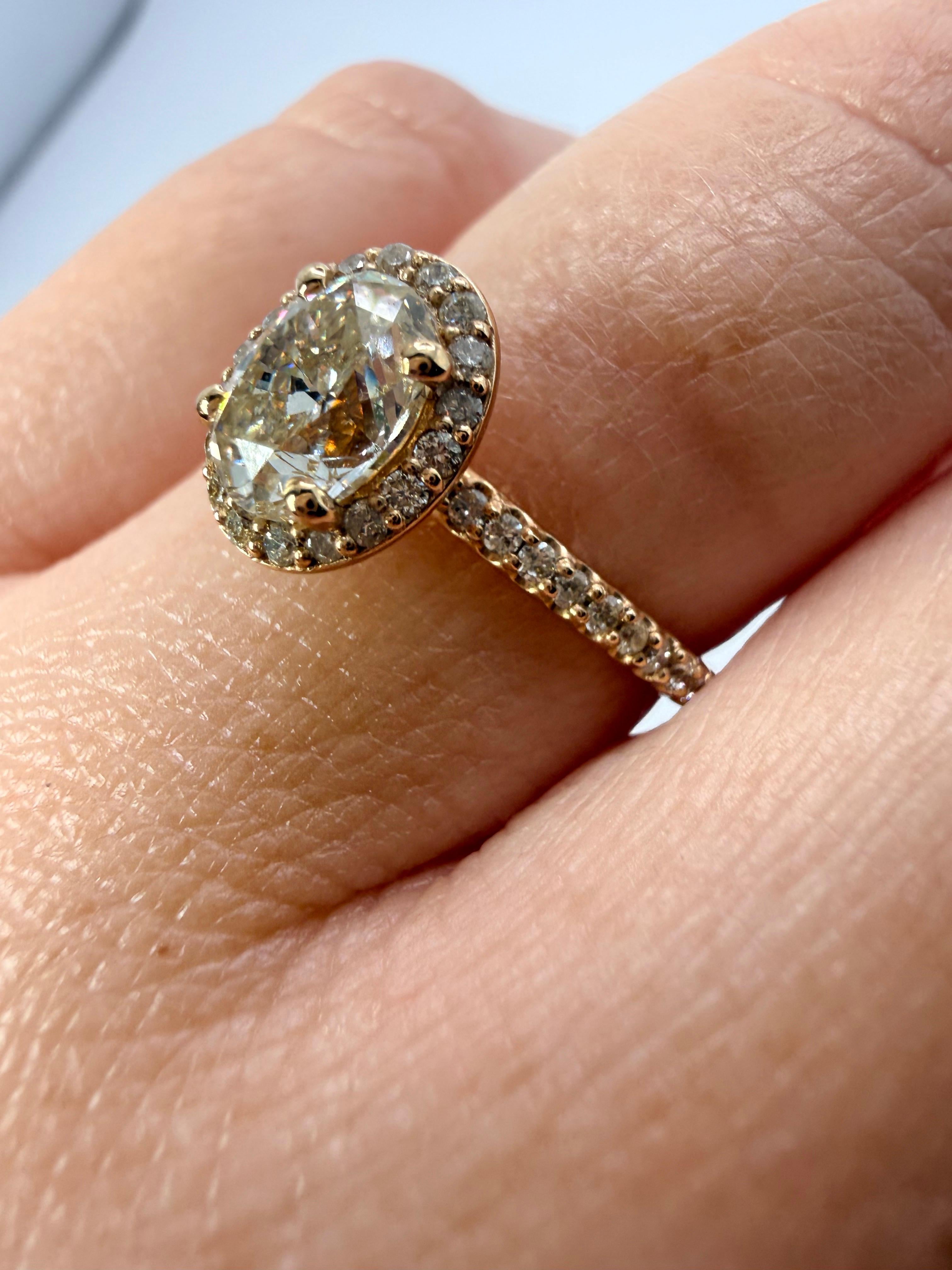 Bague de fiançailles ovale 1ct or jaune 14Kt en vente 1