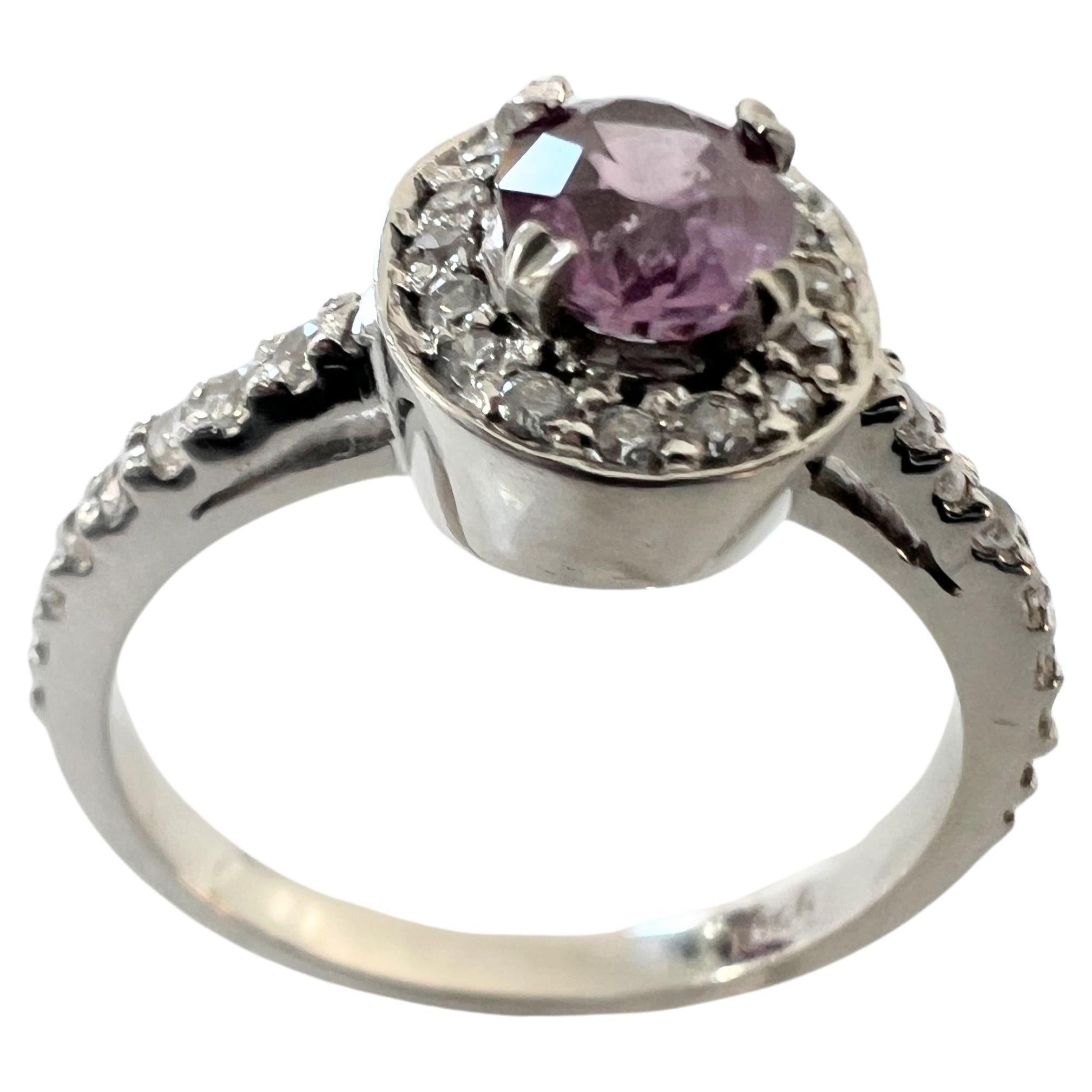 EGL Certified 1ct Oval Pink Sapphire Ring In New Condition For Sale In Sheridan, WY