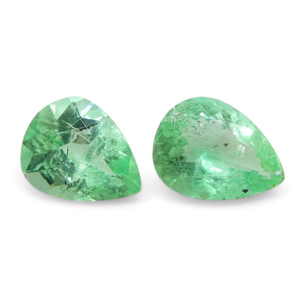 Paire d'émeraudes de Colombie vert poire de 1 carat en vente 2
