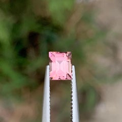 Pietra preziosa di tormalina da 1 carato, taglio baguette, colore rosa pesca, per gioielli; pietra natale di ottobre
