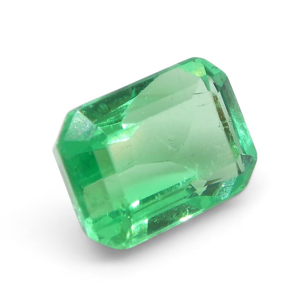 1ct Rectangular Cushion Green Emerald from Colombia For Sale 5