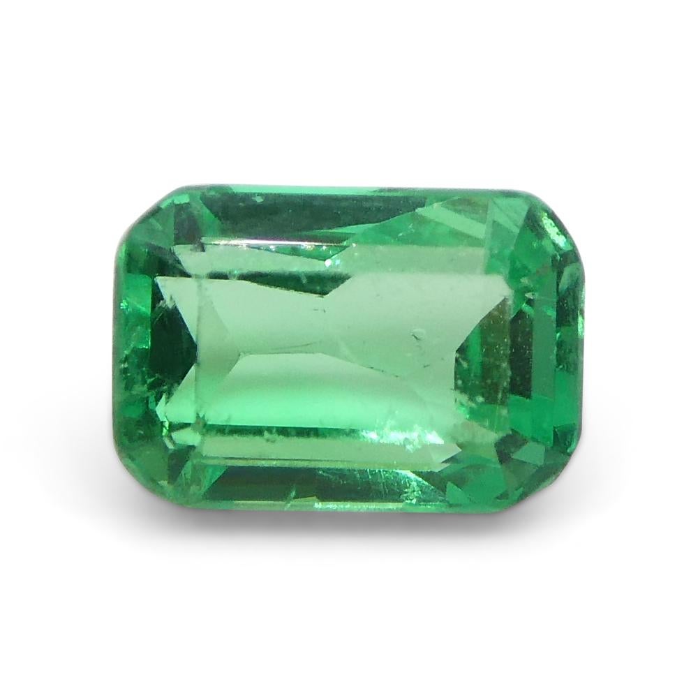 1ct Rectangular Cushion Green Emerald from Colombia For Sale 3