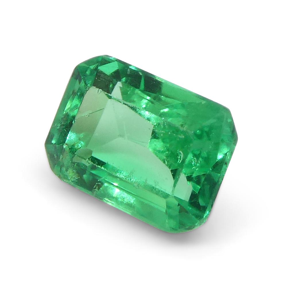1ct Rectangular Cushion Green Emerald from Colombia For Sale 4