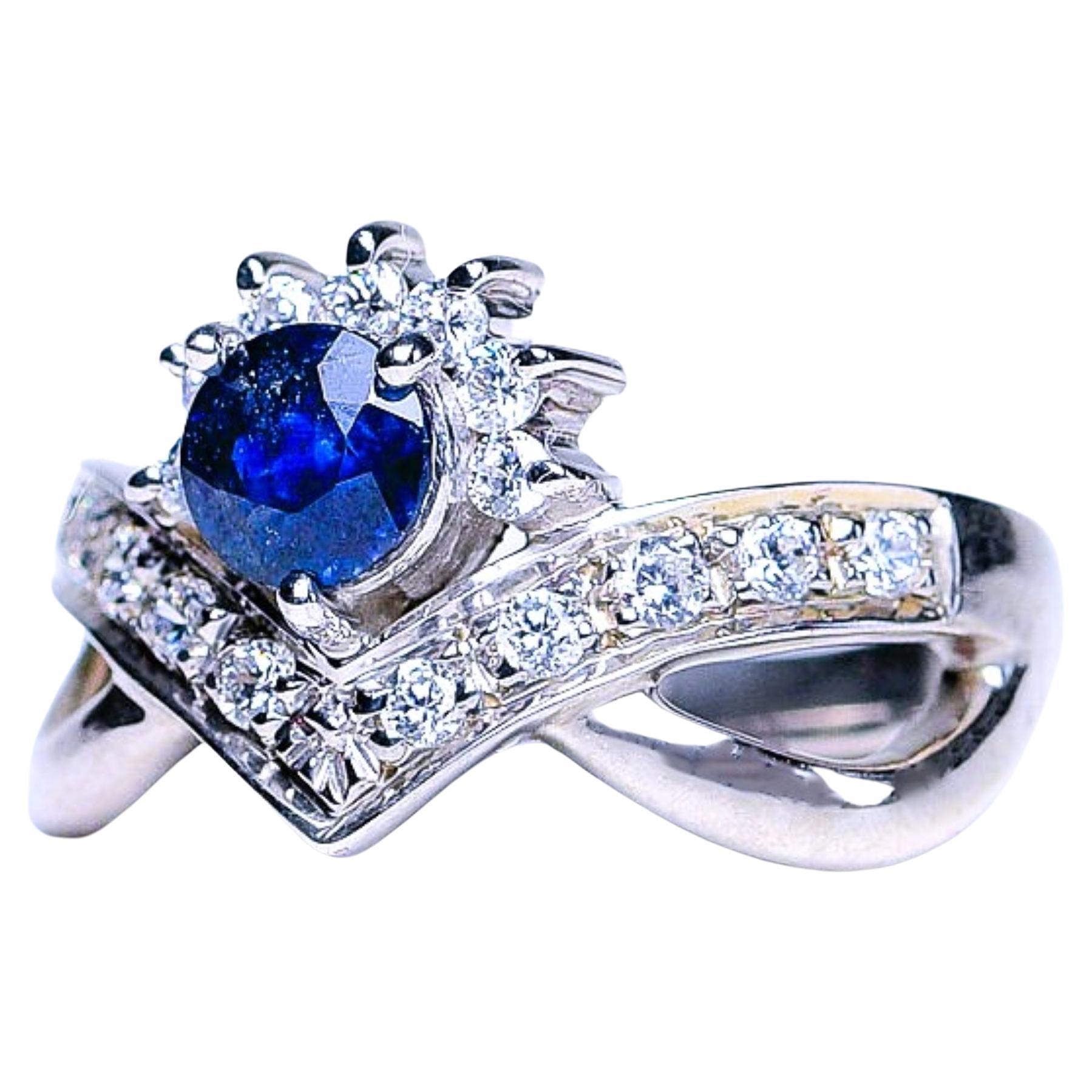 1ct Round Cut Natural Untreated Blue Sapphire Cluster Ring For Sale