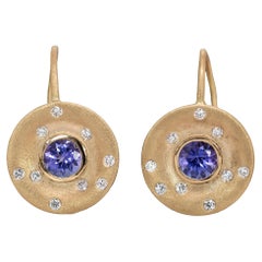 Orecchini con tanzanite da 1 centesimo in oro massiccio 14 carati con accenti di diamanti scintillanti, 5mm