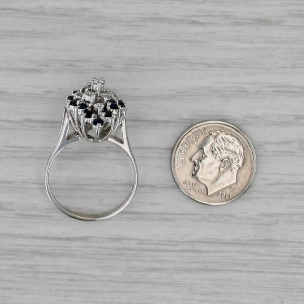 1ctw Blue Sapphire Diamond Cluster Ring 14k White Gold Size 7.5 Cocktail en vente 2