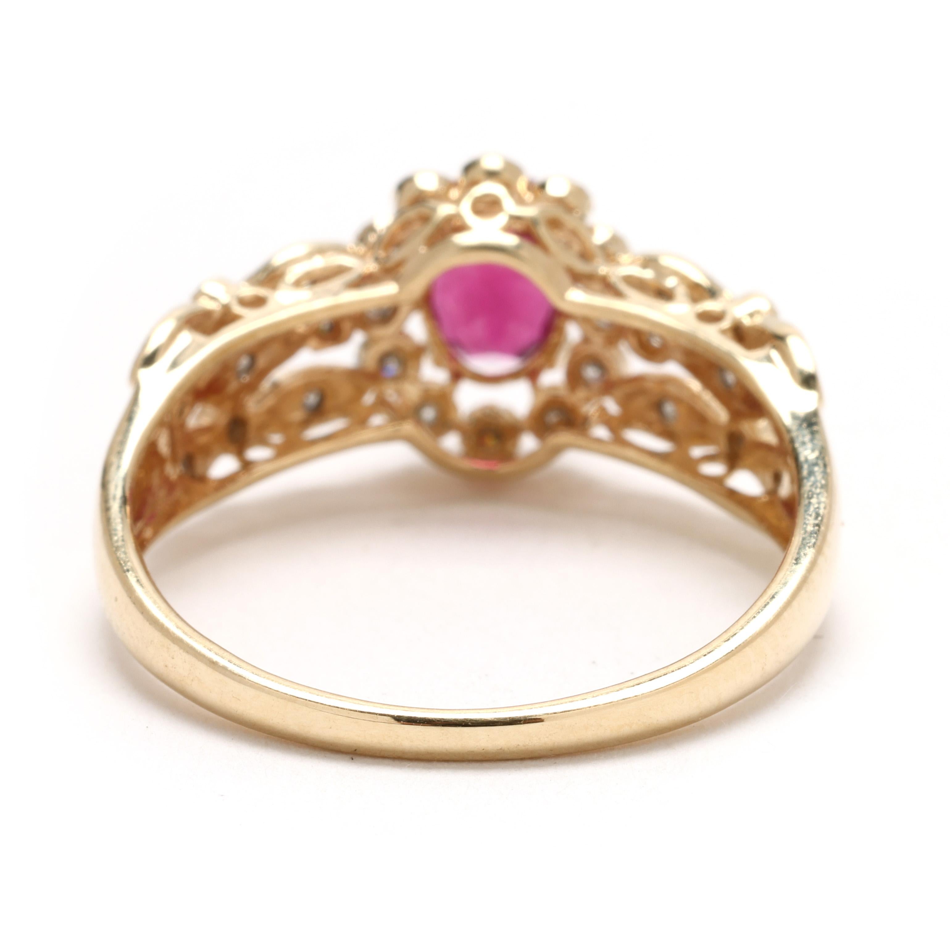 Taille ovale Bague fantaisie en or jaune 10 carats, diamant 1 carat et tourmaline rose, taille 9 en vente