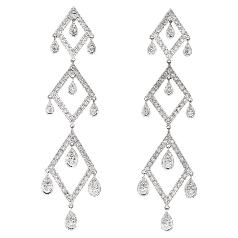 1ctw Diamond Chandelier Earrings, 18K White Gold, Wedding For Sale at