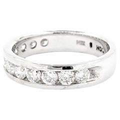 Bague en or blanc avec 1.ctw Diamond Channel Channel Set