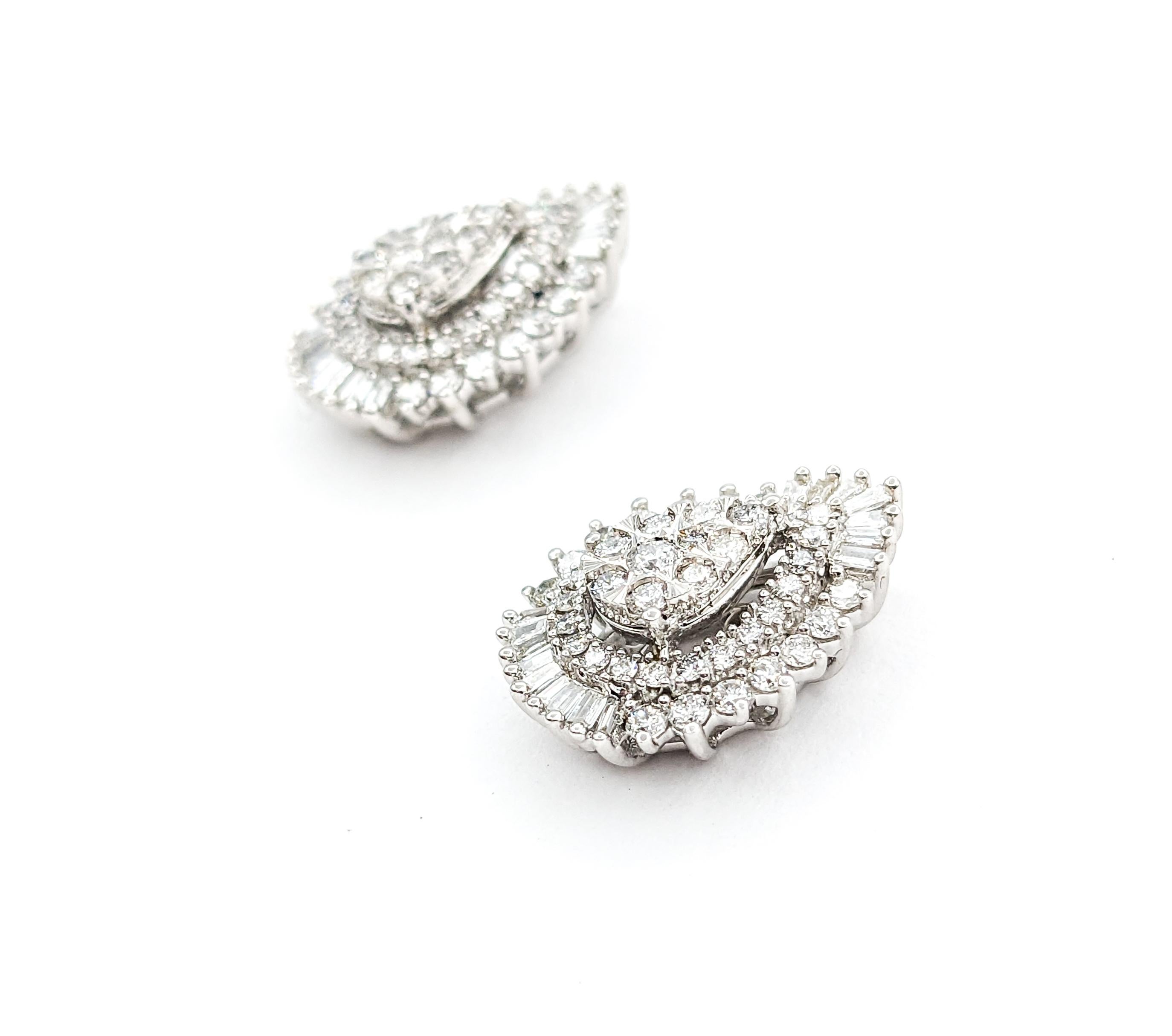 Contemporary 1ctw Diamond Cocktail Stud Earrings In White Gold For Sale