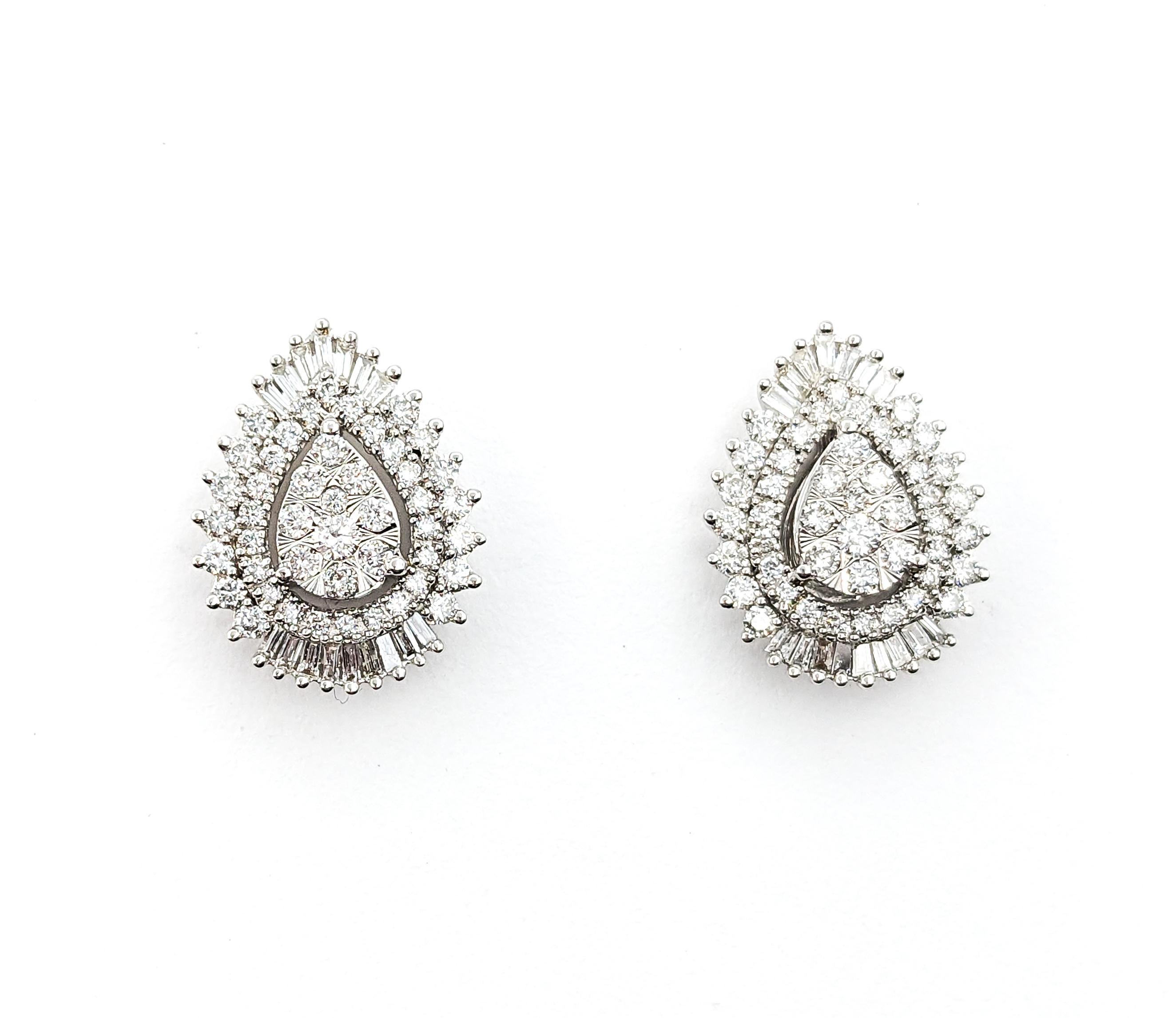1ctw Diamond Cocktail Stud Earrings In White Gold In Excellent Condition For Sale In Bloomington, MN