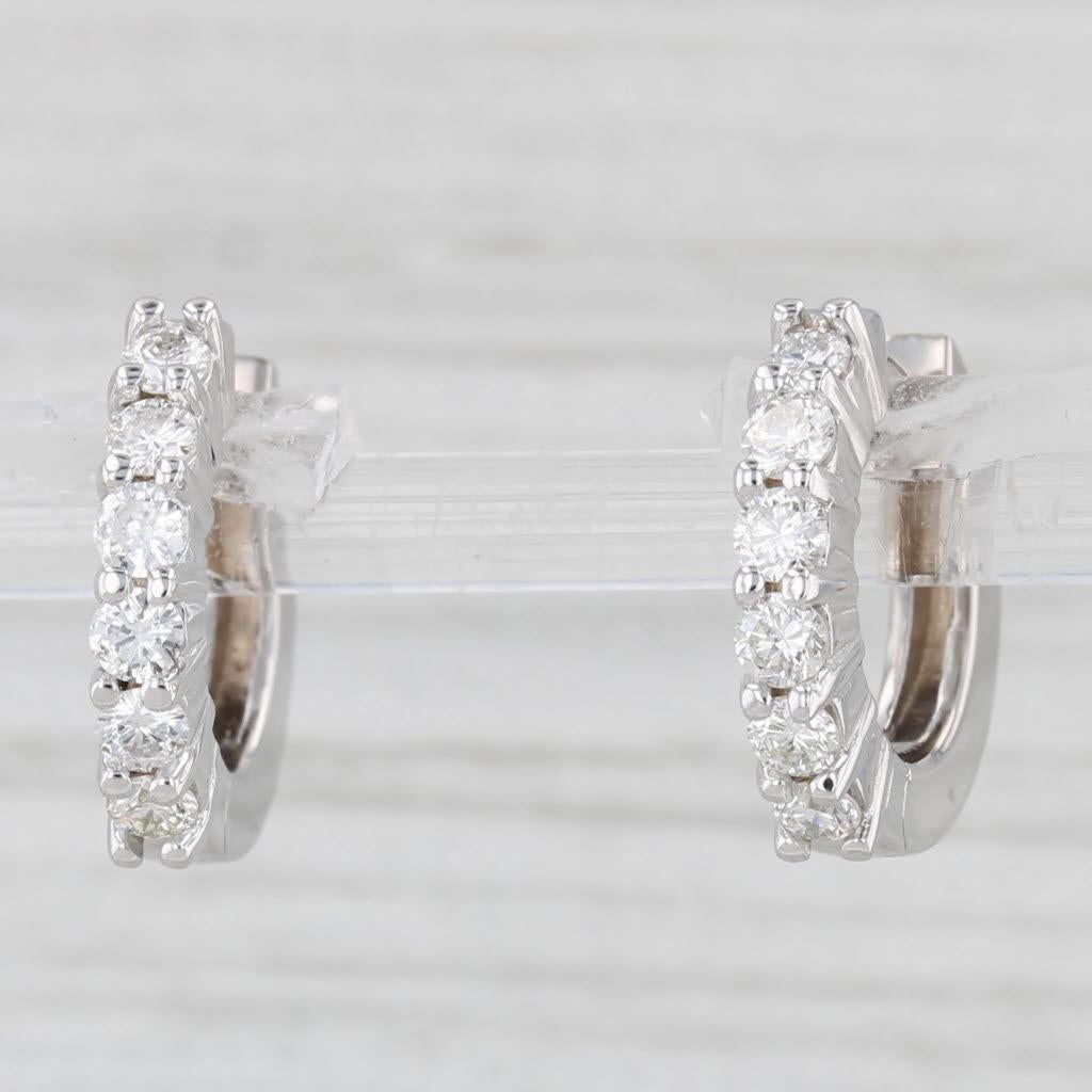 Donna Orecchini a cerchio Huggie con diamante da 1ctw in oro bianco 18k con cerniera in vendita