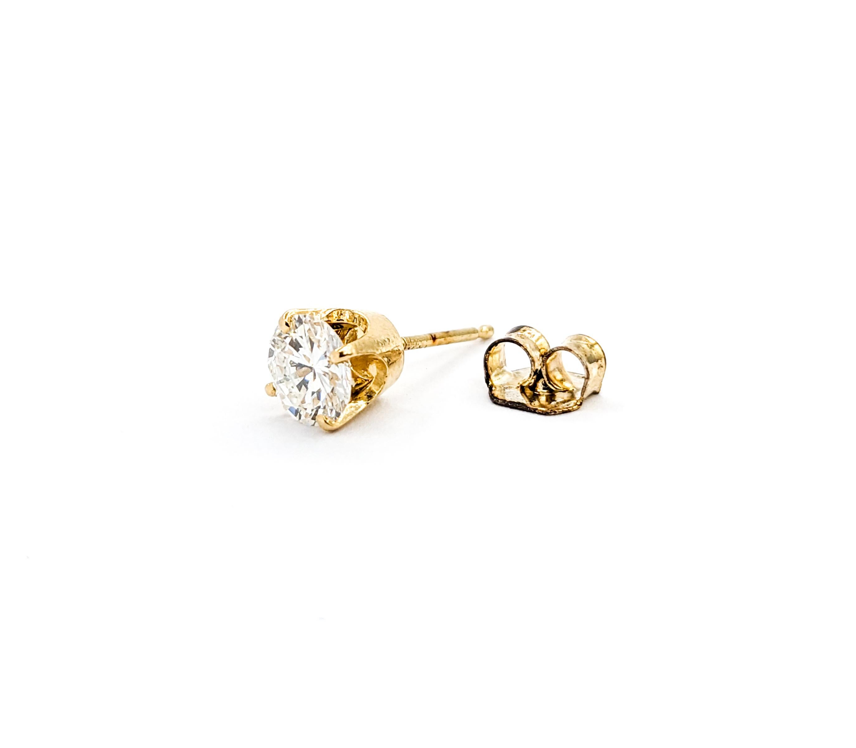 1ctw Diamond Stud Earrings In Yellow Gold For Sale 2