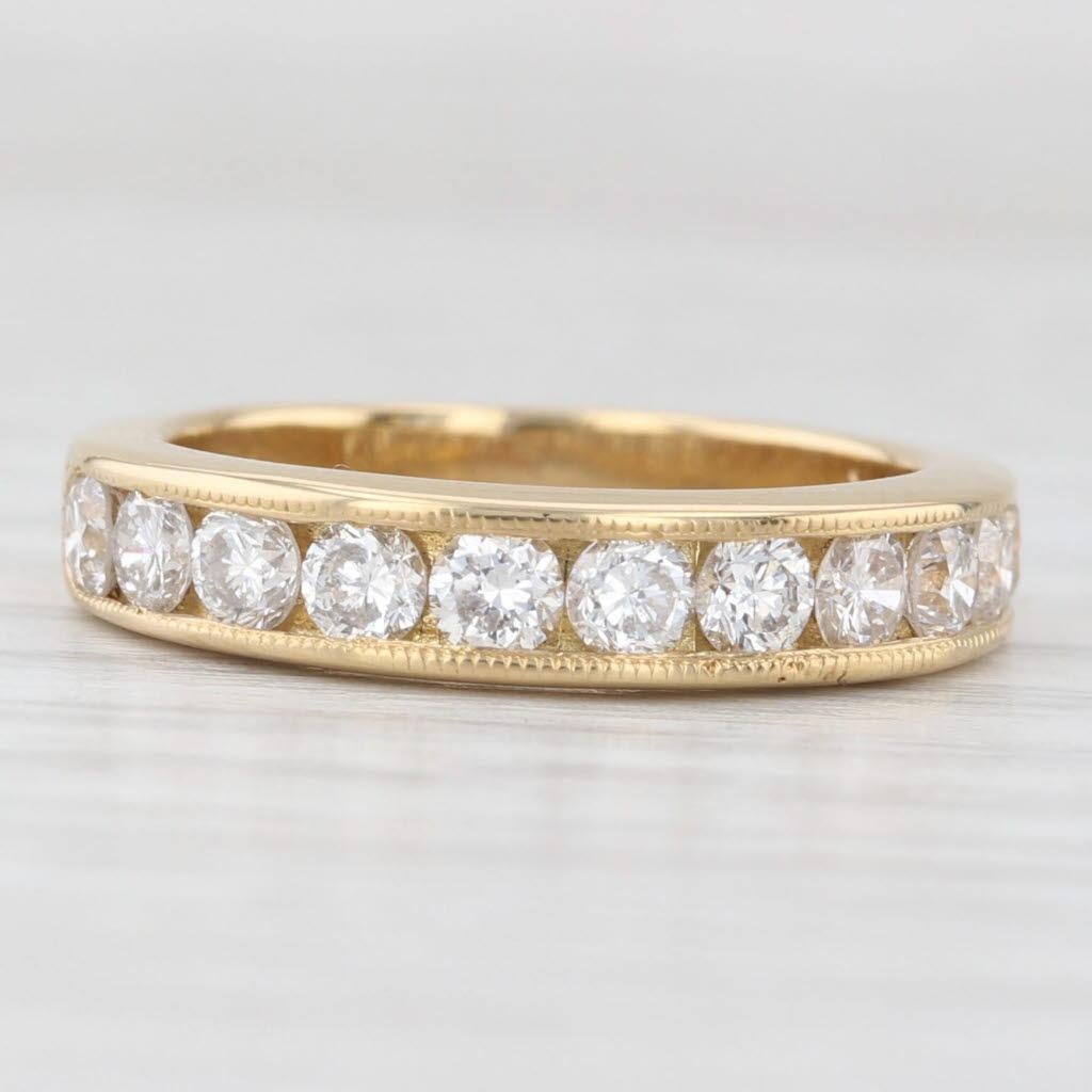 Taglio rotondo Fascia nuziale con diamante da 1 ctw in oro giallo 18k Anello impilabile per anniversario misura 5 in vendita