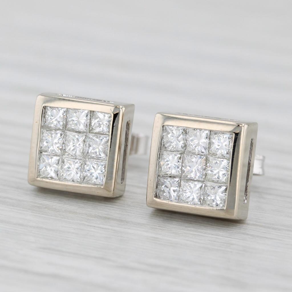 Orecchini con diamanti da 1ctw Princess in oro bianco 18k In condizioni buone in vendita a McLeansville, NC