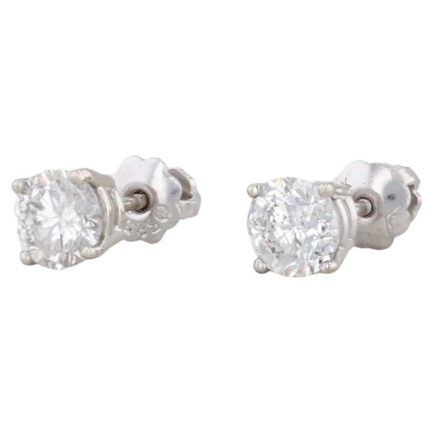 Clous d'oreilles solitaires en or blanc 14 carats avec diamants ronds de 1 carat