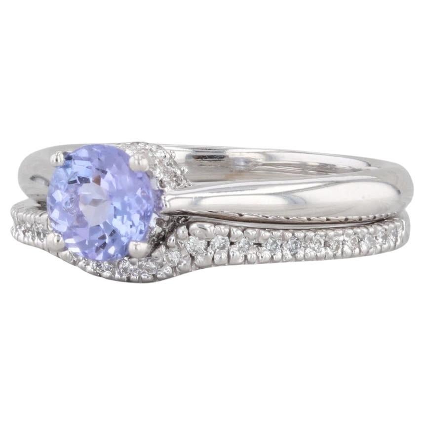 Anillo de compromiso de tanzanita redondo de 1ctw Alianza de boda de diamantes Conjunto nupcial de oro de 18k