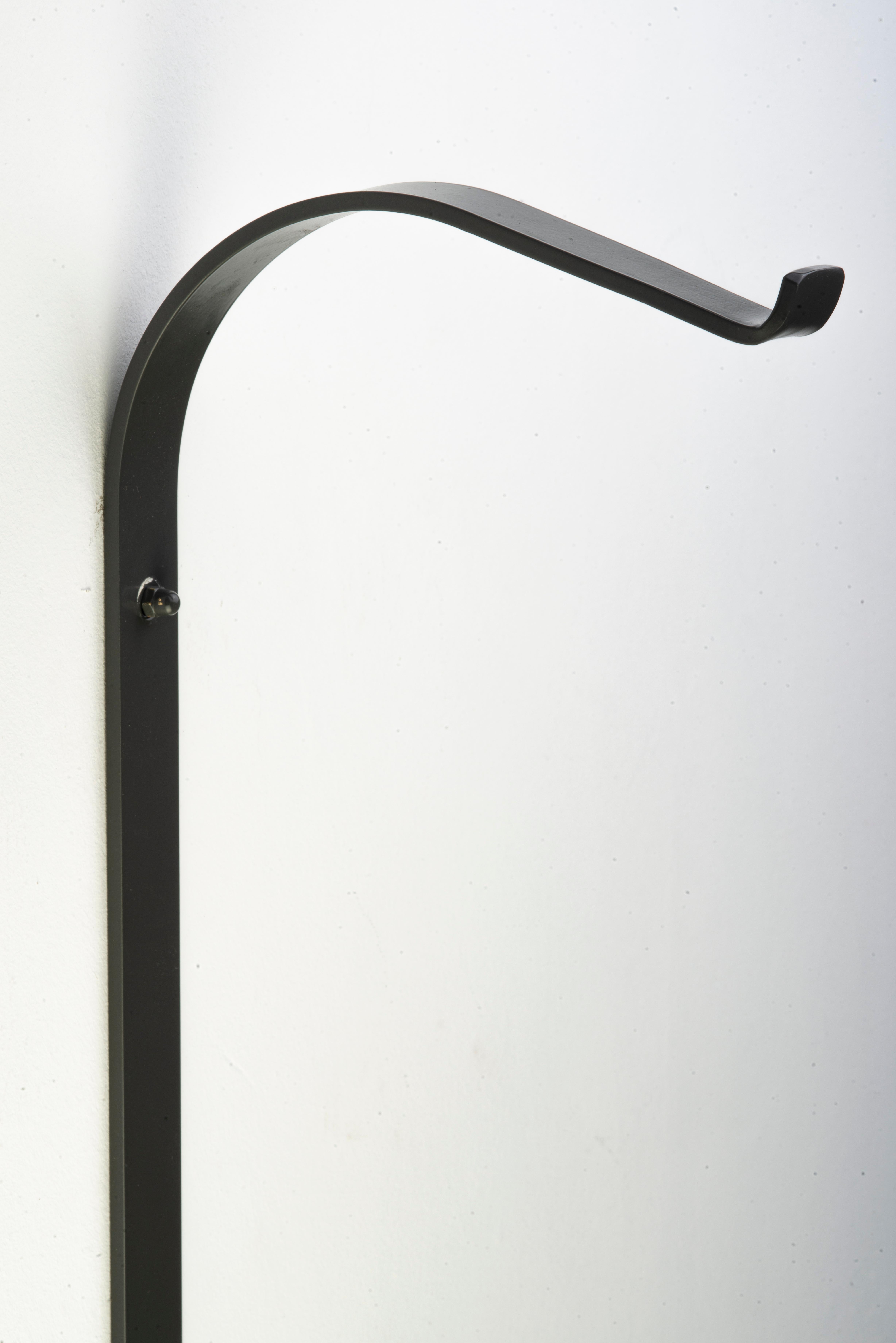 Acier 1_Galant_02_Mink — Contemporary lacquered steel wall valet by Josep Abril en vente
