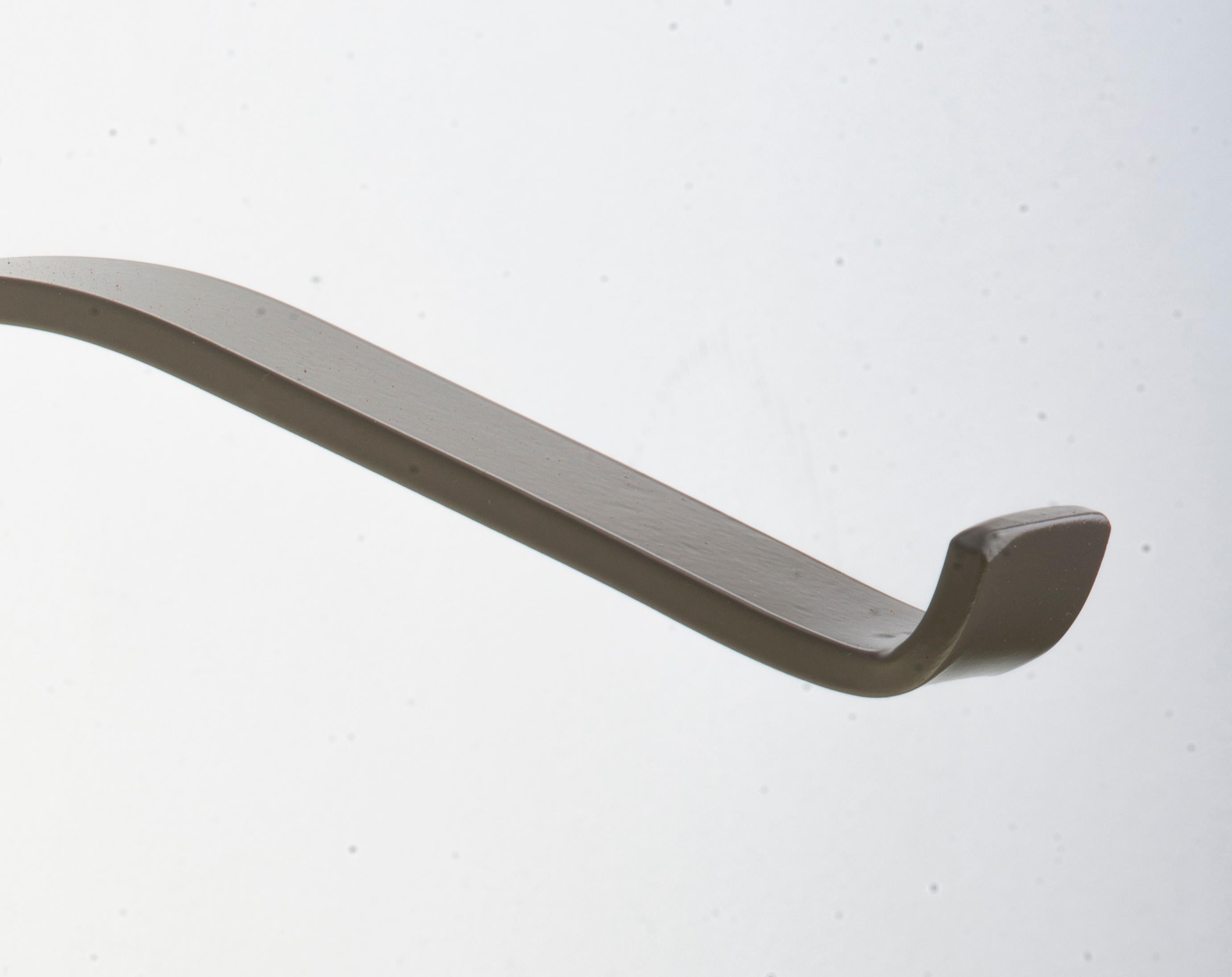 Acier 1_Galant_03_grey — Contemporary lacquered steel wall valet by Josep Abril en vente