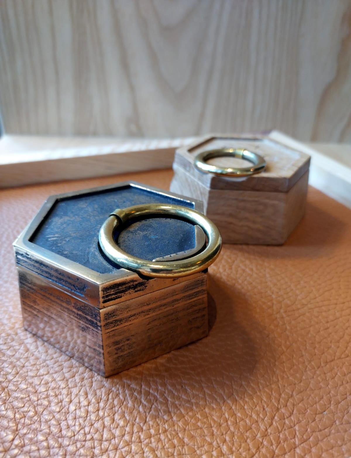 Contemporary 1KG - Bronze or oak jewel box  For Sale