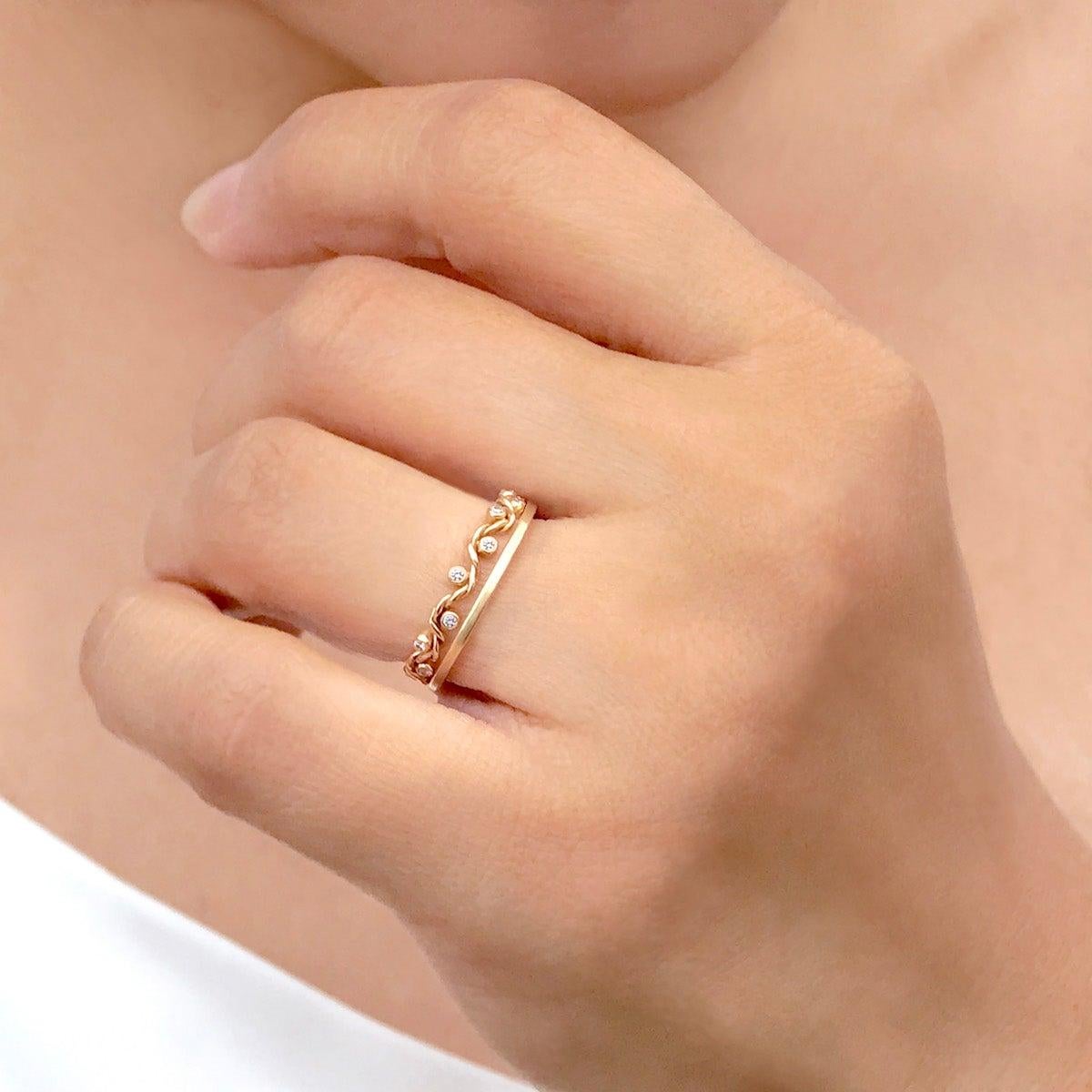 For Sale:  Satin Contemporary Square Ring 18 Karat 7