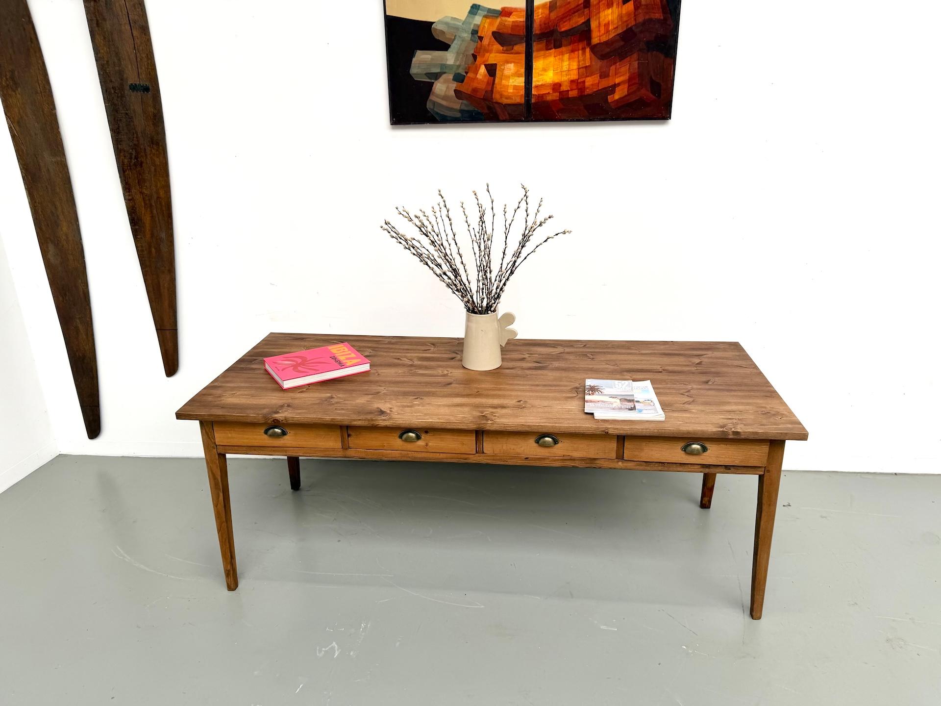 1ntique farmhouse table in beech and pine,  with 8 drawers For Sale 5