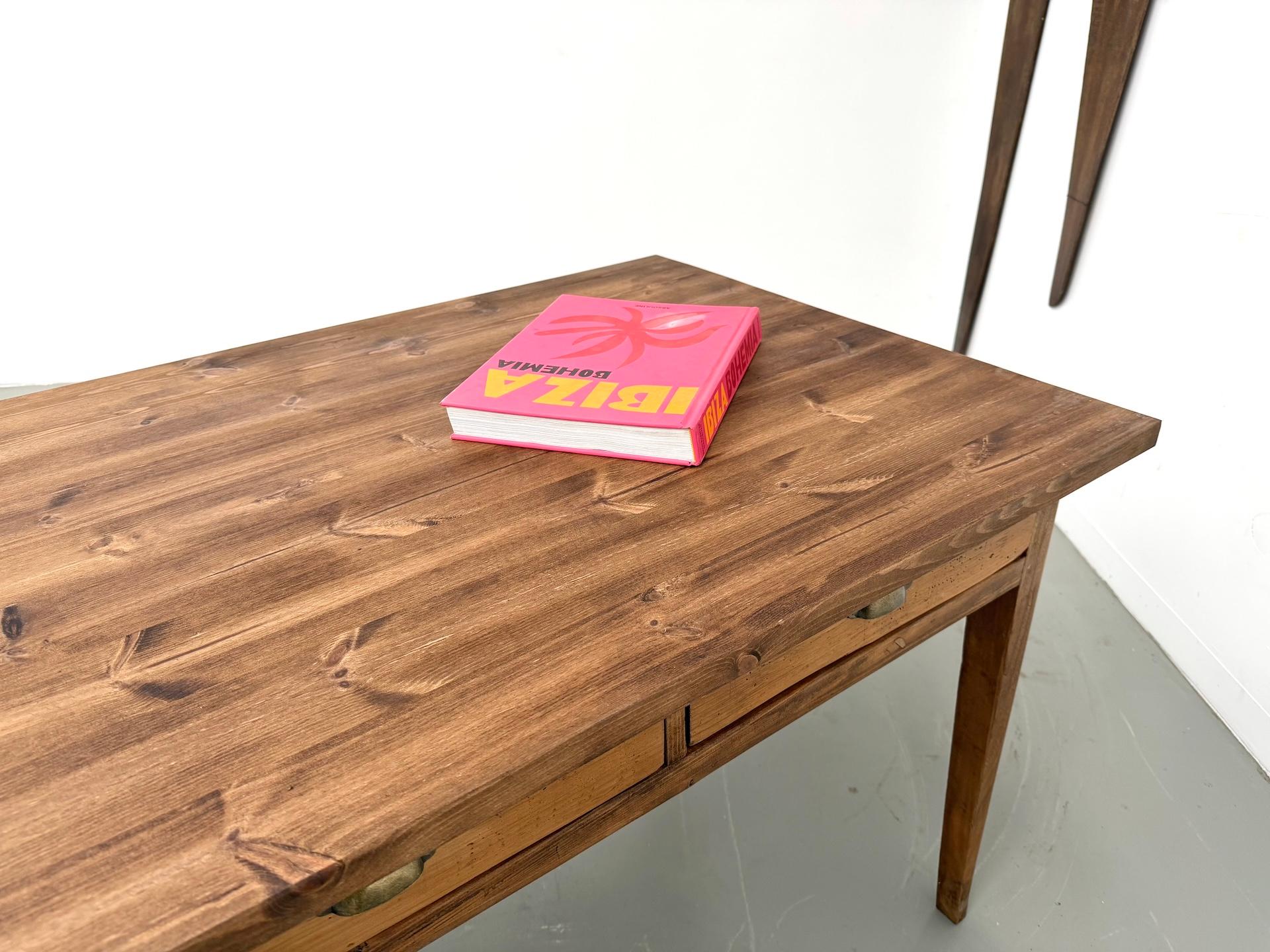 1ntique farmhouse table in beech and pine,  with 8 drawers For Sale 13
