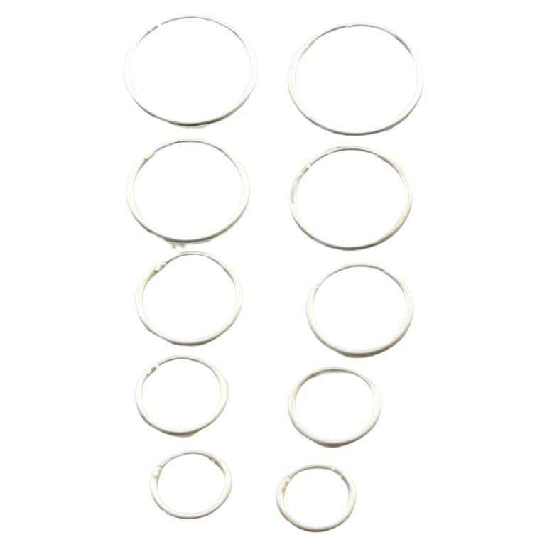1Pair 925 Sterling Silver Small Endless Hoop Earrings Orecchini a filo con gancio. in vendita