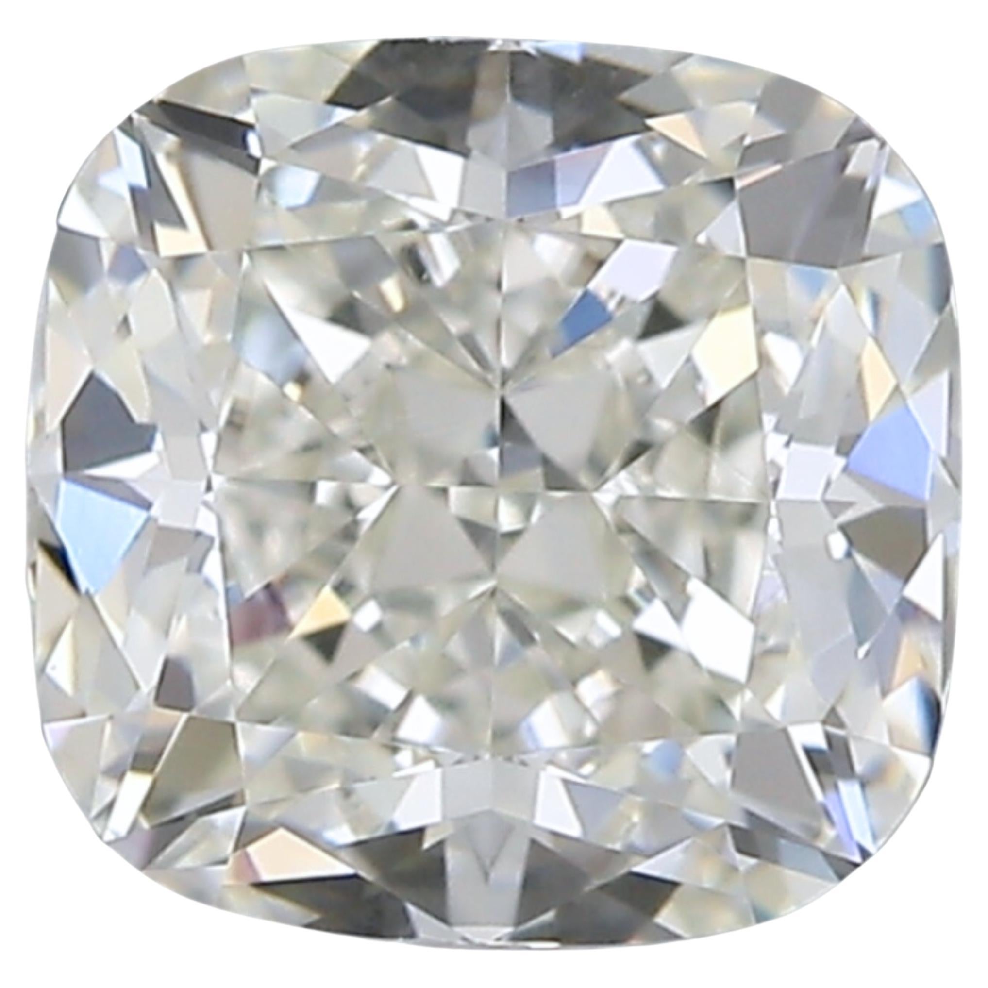 1pc Captivating Natural cut Cushion diamond in a 1.03 carat For Sale
