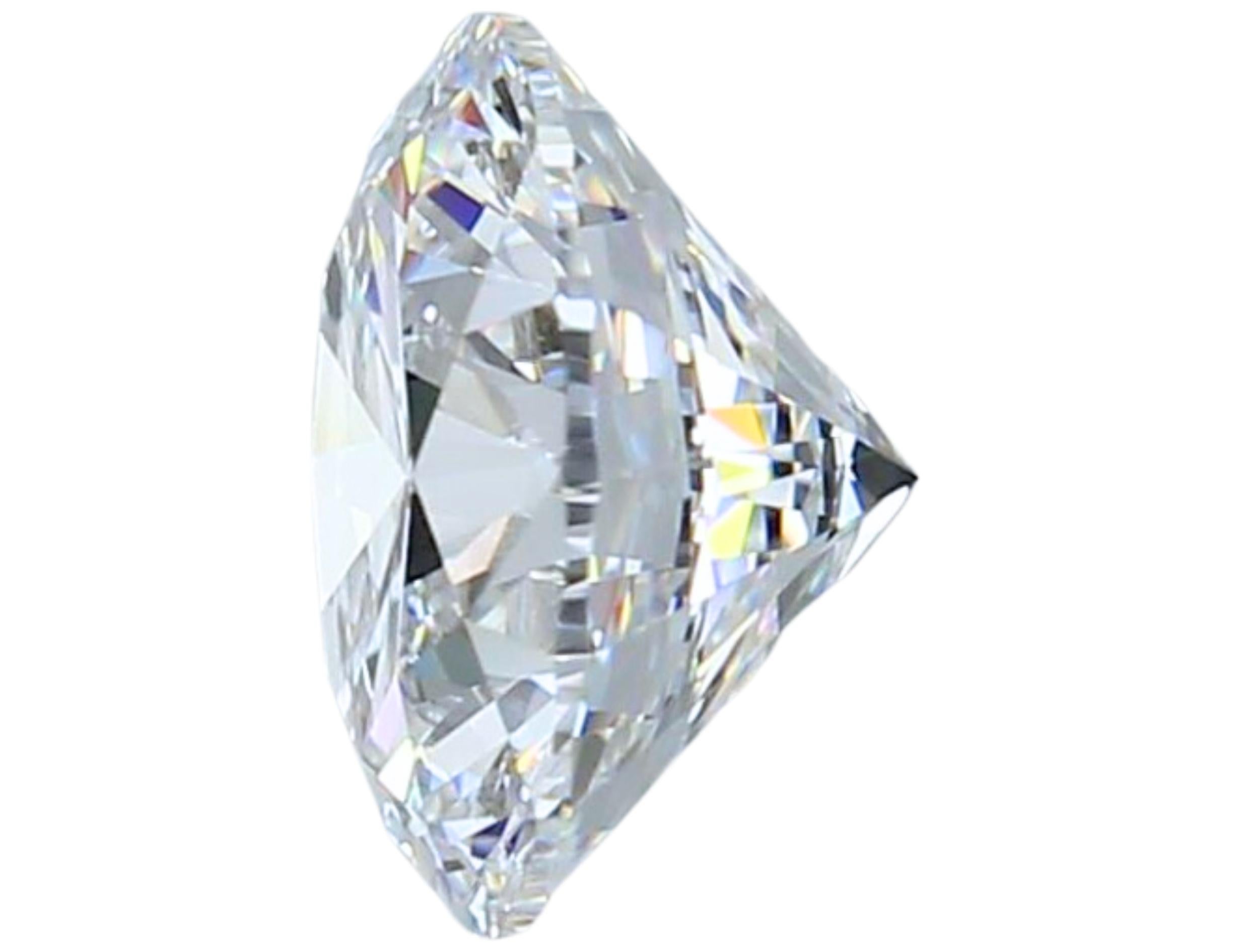 Women's 1pc Glittering Natural cut Round diamond in a 2.01 carat For Sale