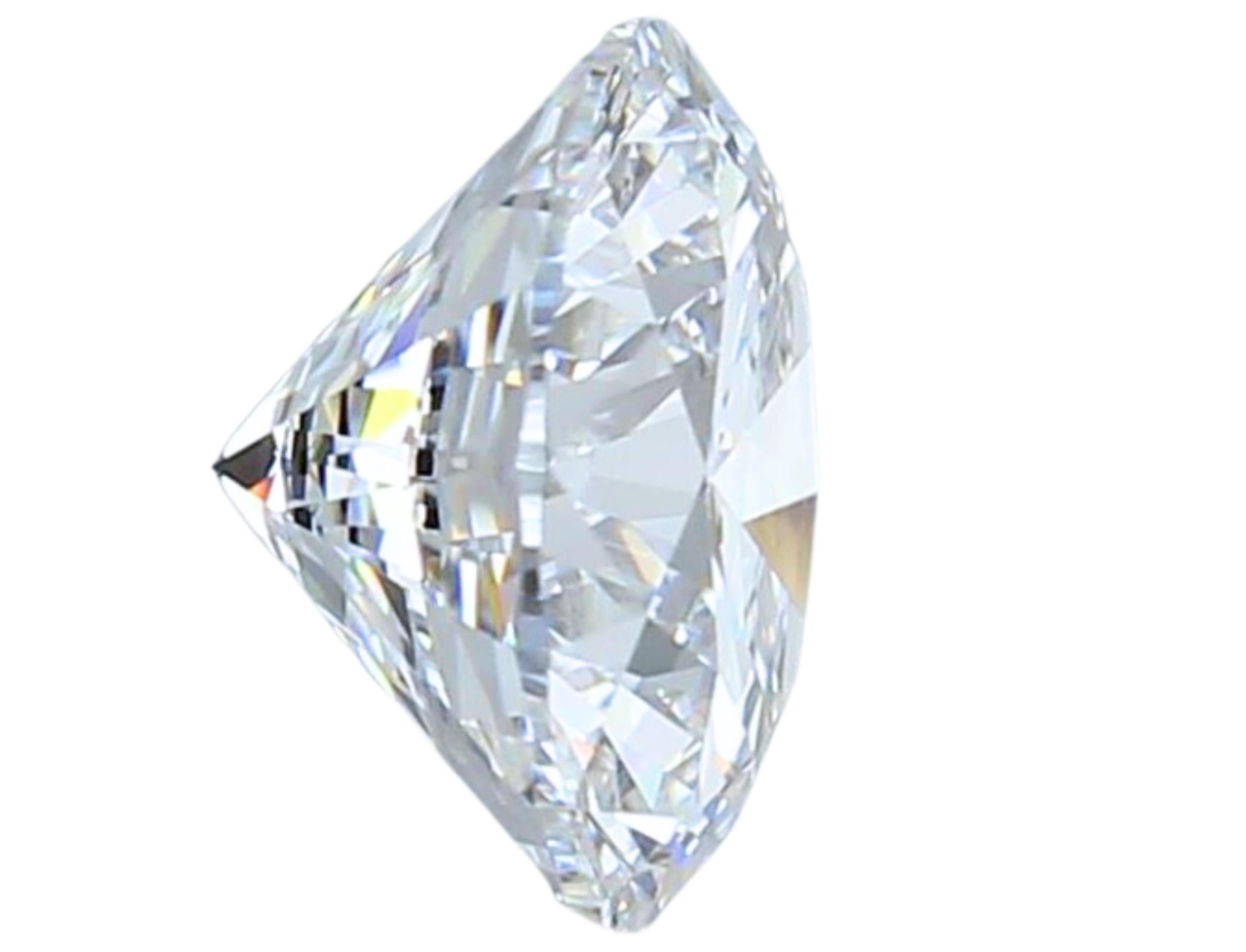 1pc Glittering Natural cut Round diamond in a 2.01 carat For Sale 3