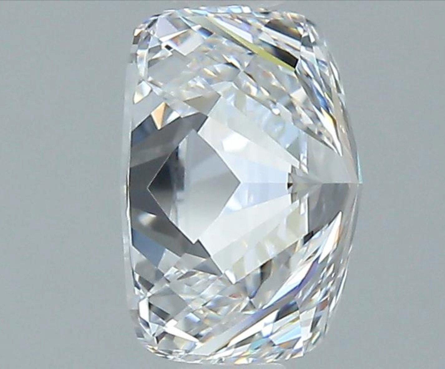 1 Stück natürlicher Diamant mit 2,02 Karat kissenförmigem modifiziertem Brillant D VVS1 GIA-Zertifikat im Angebot 2