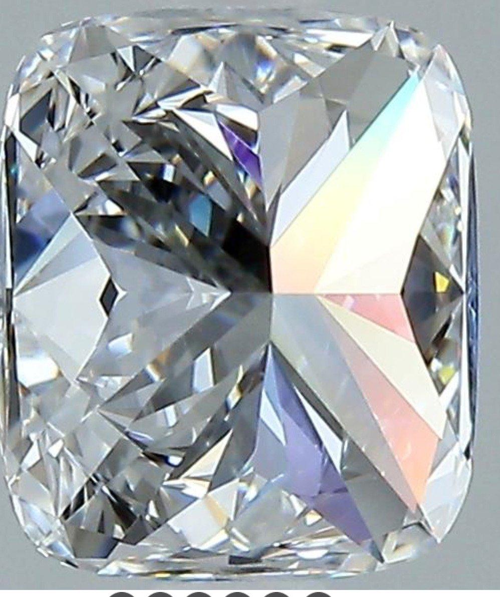1 Stück natürlicher Diamant mit 2,02 Karat kissenförmigem modifiziertem Brillant D VVS1 GIA-Zertifikat im Angebot 4