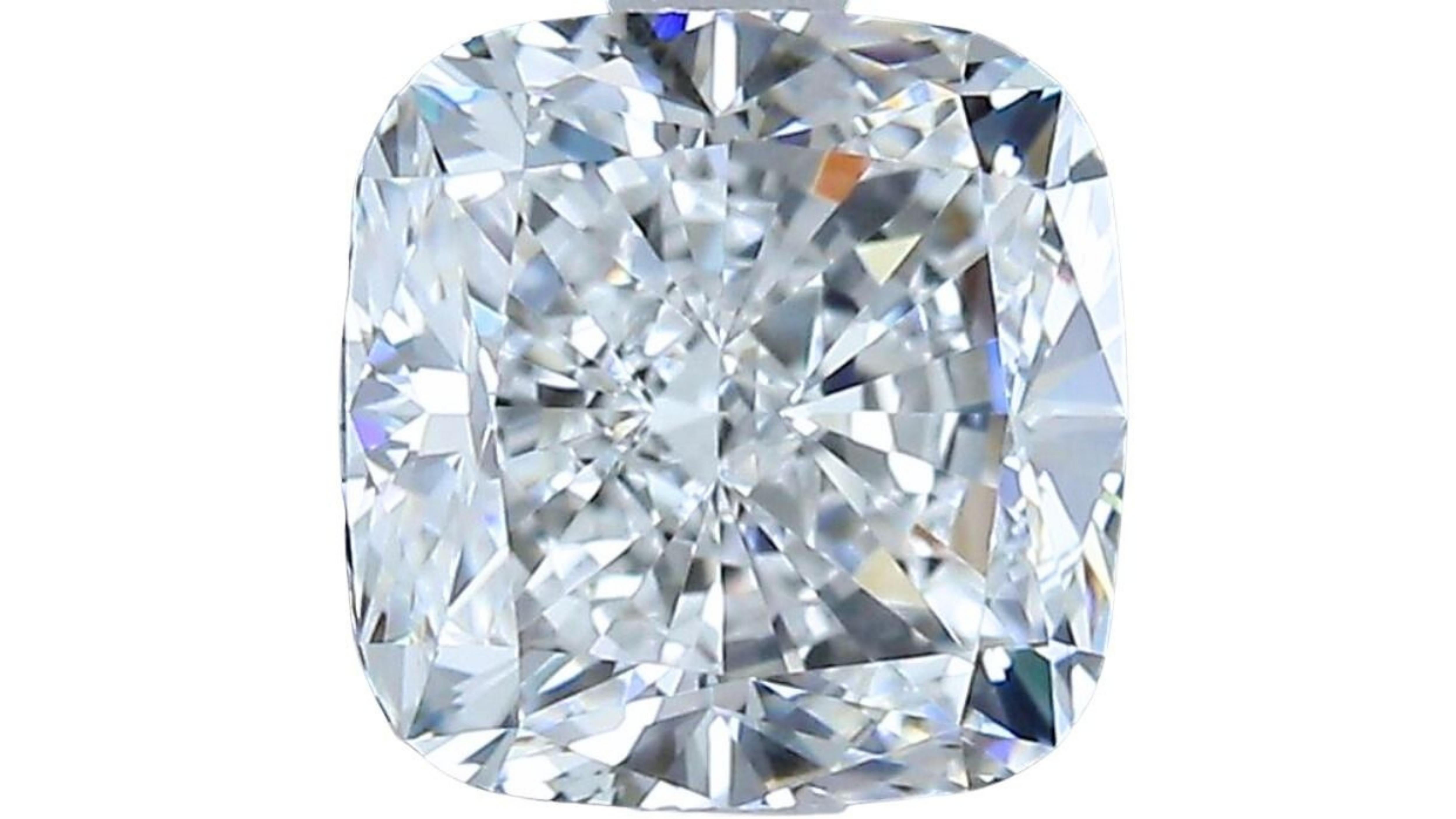 1 pce Diamant naturel taille brillant 2,01 coussin modifié en vente 1
