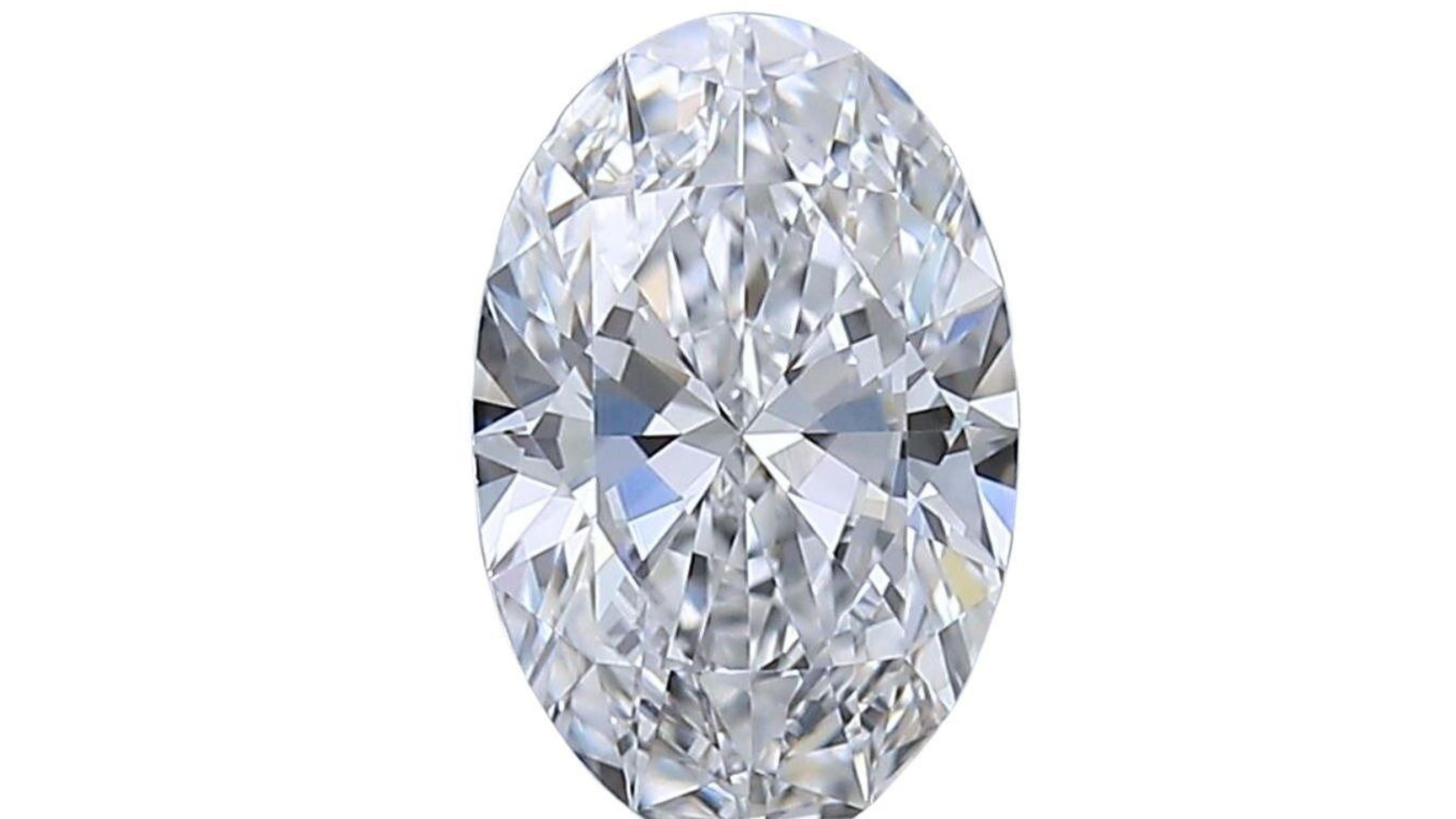 1pc. Sparkling .70 Oval Brilliant Cut Natural Diamond In New Condition For Sale In רמת גן, IL