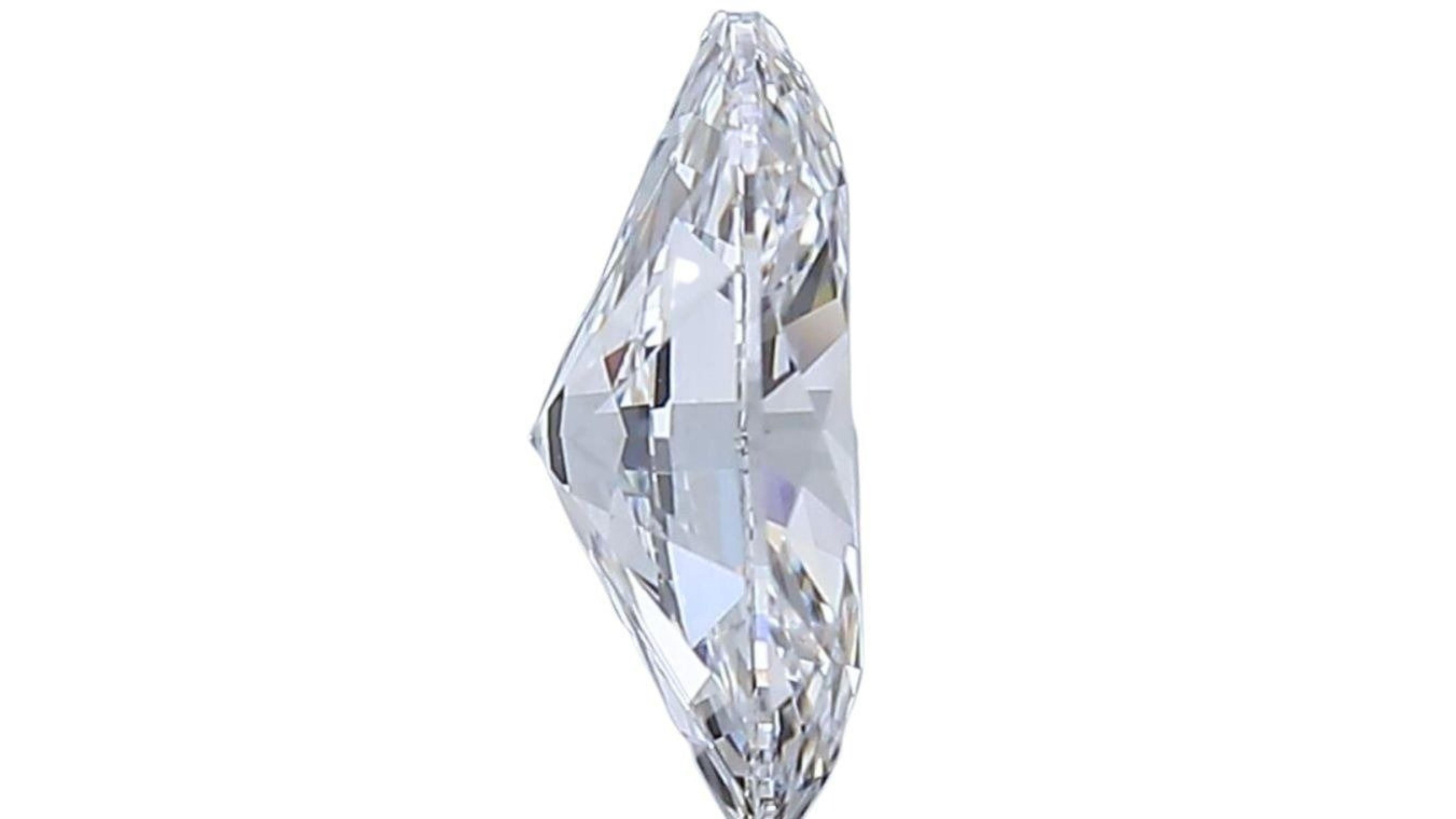 1pc. Sparkling .70 Oval Brilliant Cut Natural Diamond For Sale 1