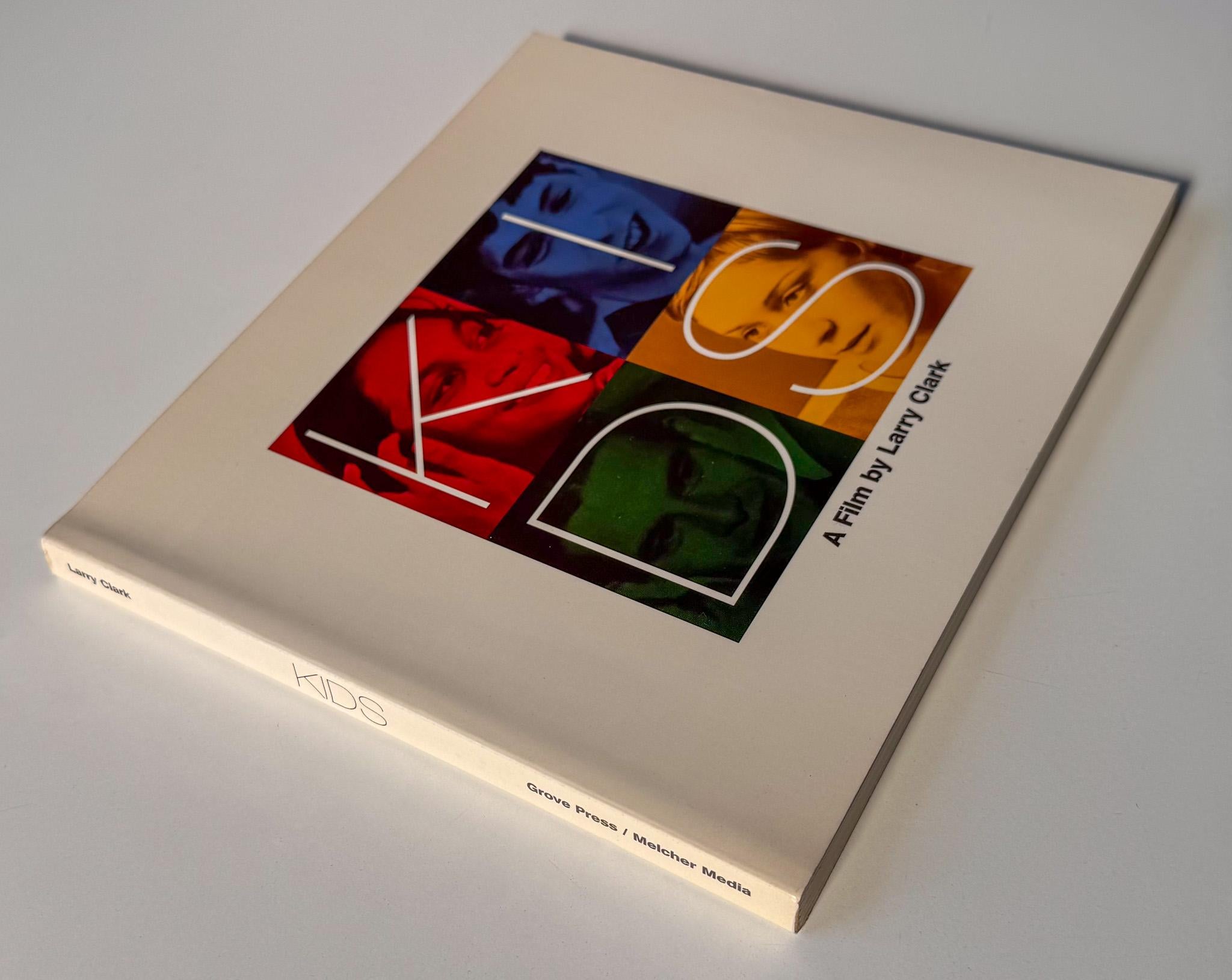 [1st ed] Kids: Ein Film von Larry Clark (Signiert) (Moderne) im Angebot