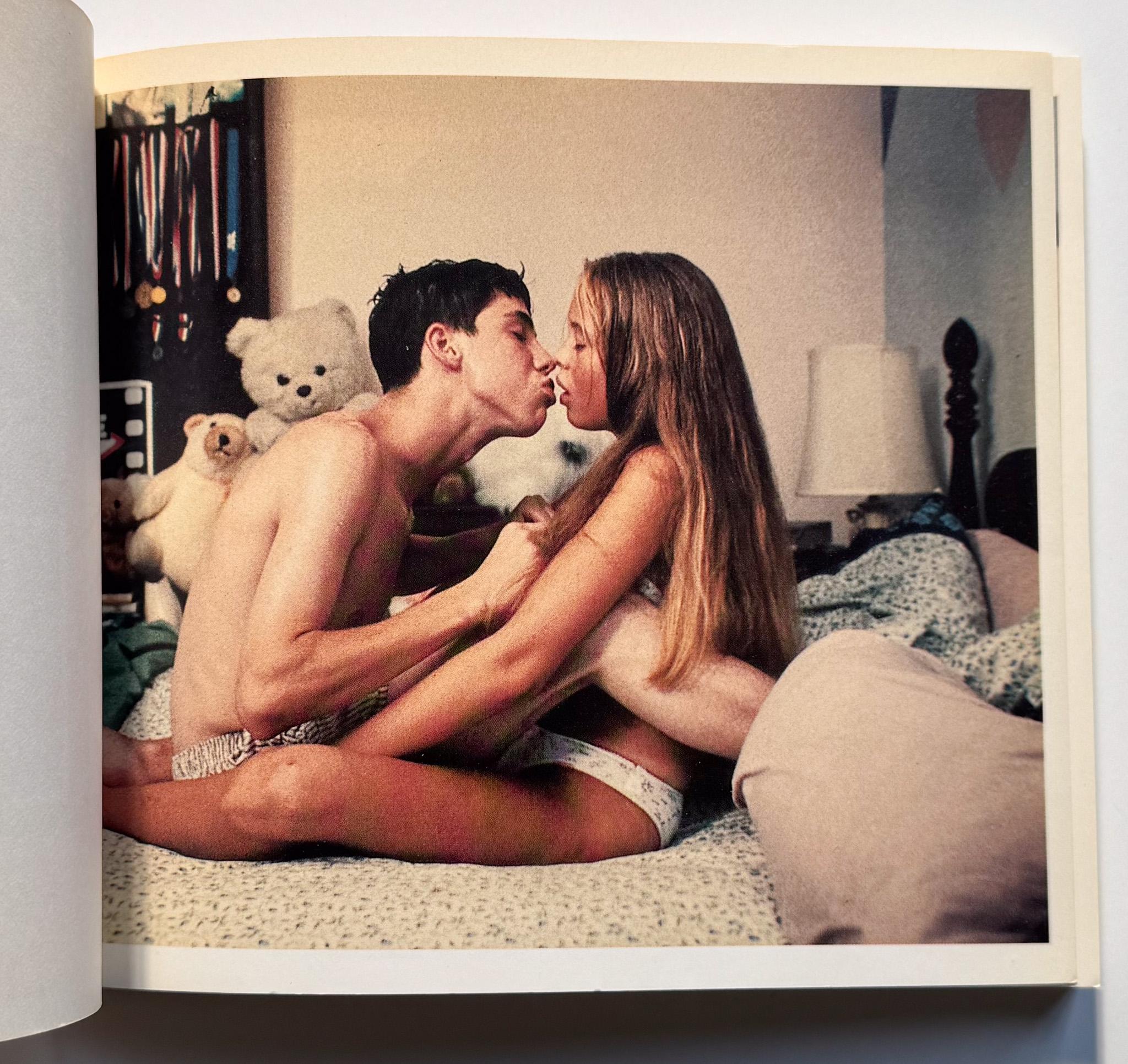 [1st ed] Kids: Ein Film von Larry Clark (Signiert) (amerikanisch) im Angebot