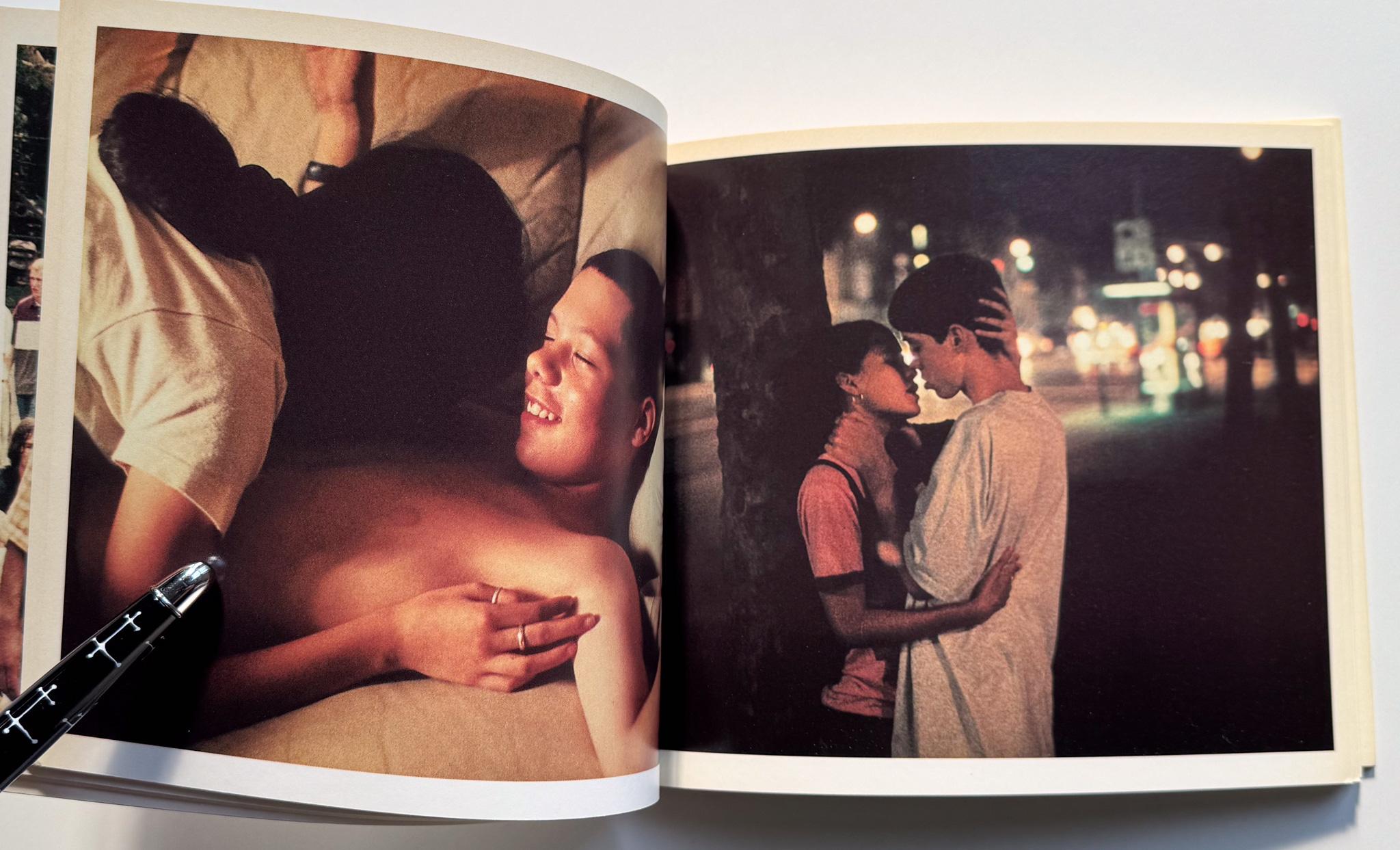[1st ed] Kids: Ein Film von Larry Clark (Signiert) im Zustand „Gut“ im Angebot in New York, NY