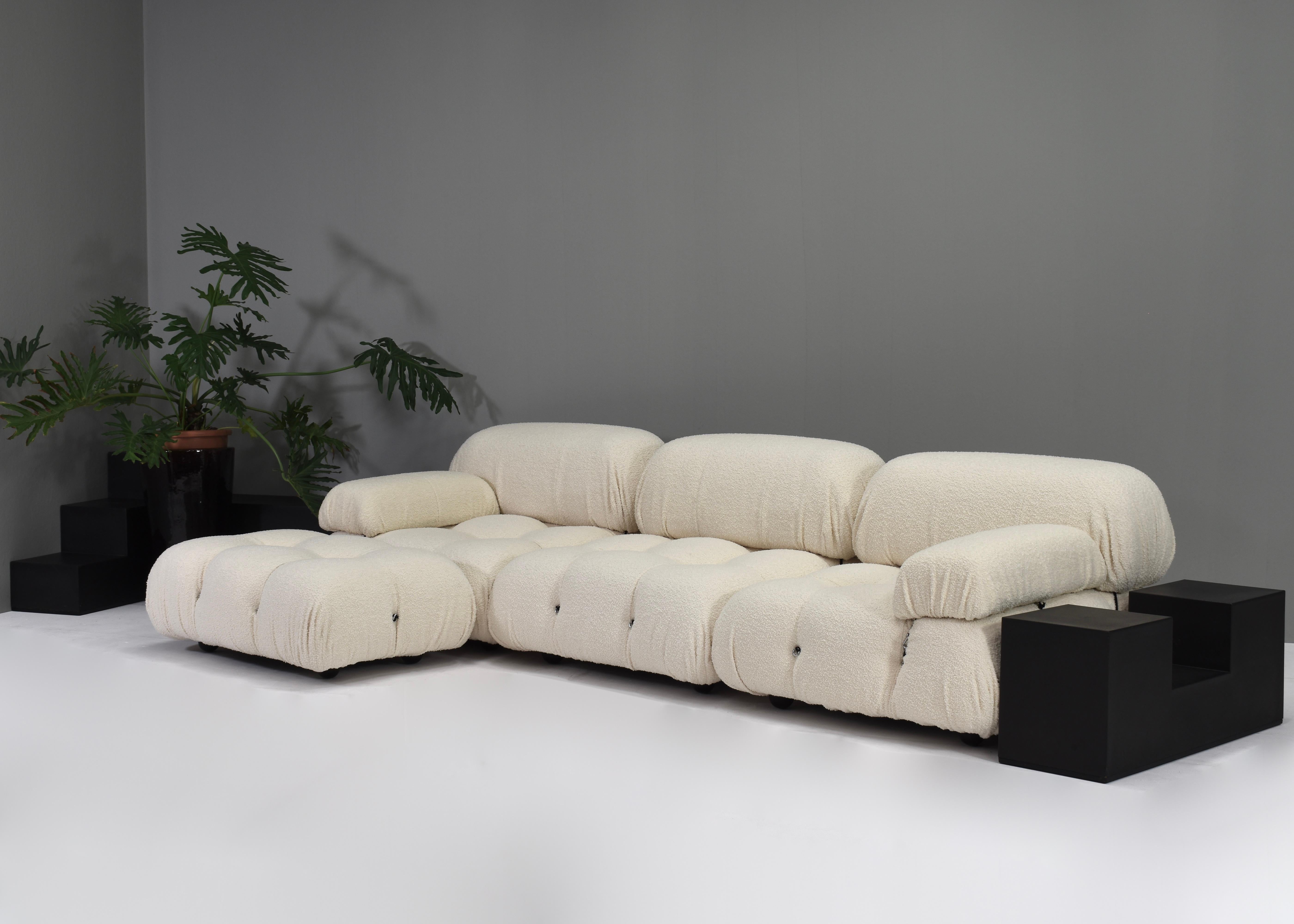 1st Edition Camaleonda Sofa by Mario Bellini for C&B Italia, New Upholstered In Excellent Condition In Pijnacker, Zuid-Holland