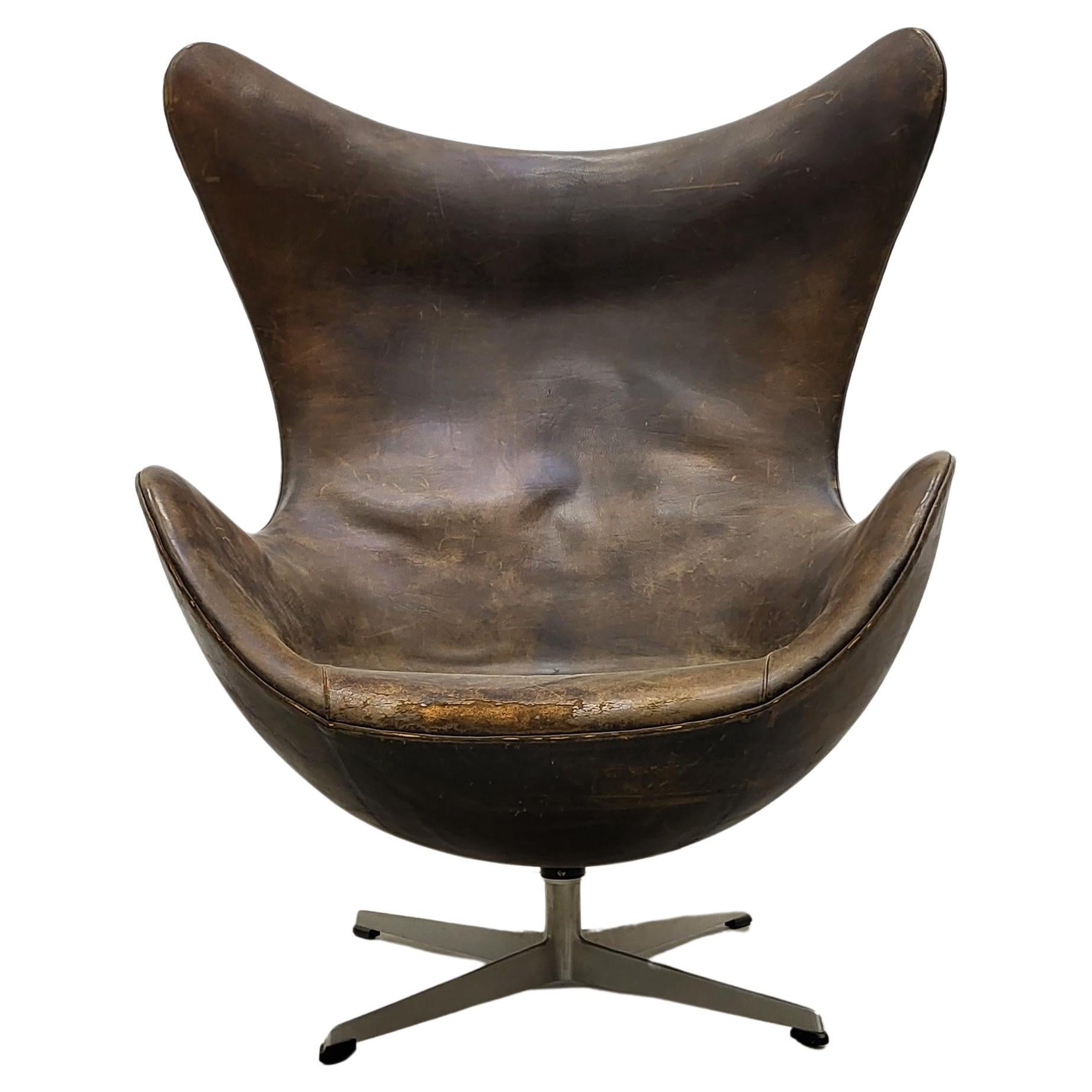 1st Edition Egg Chair by Arne Jacobsen for Fritz Hansen, 1958 For Sale