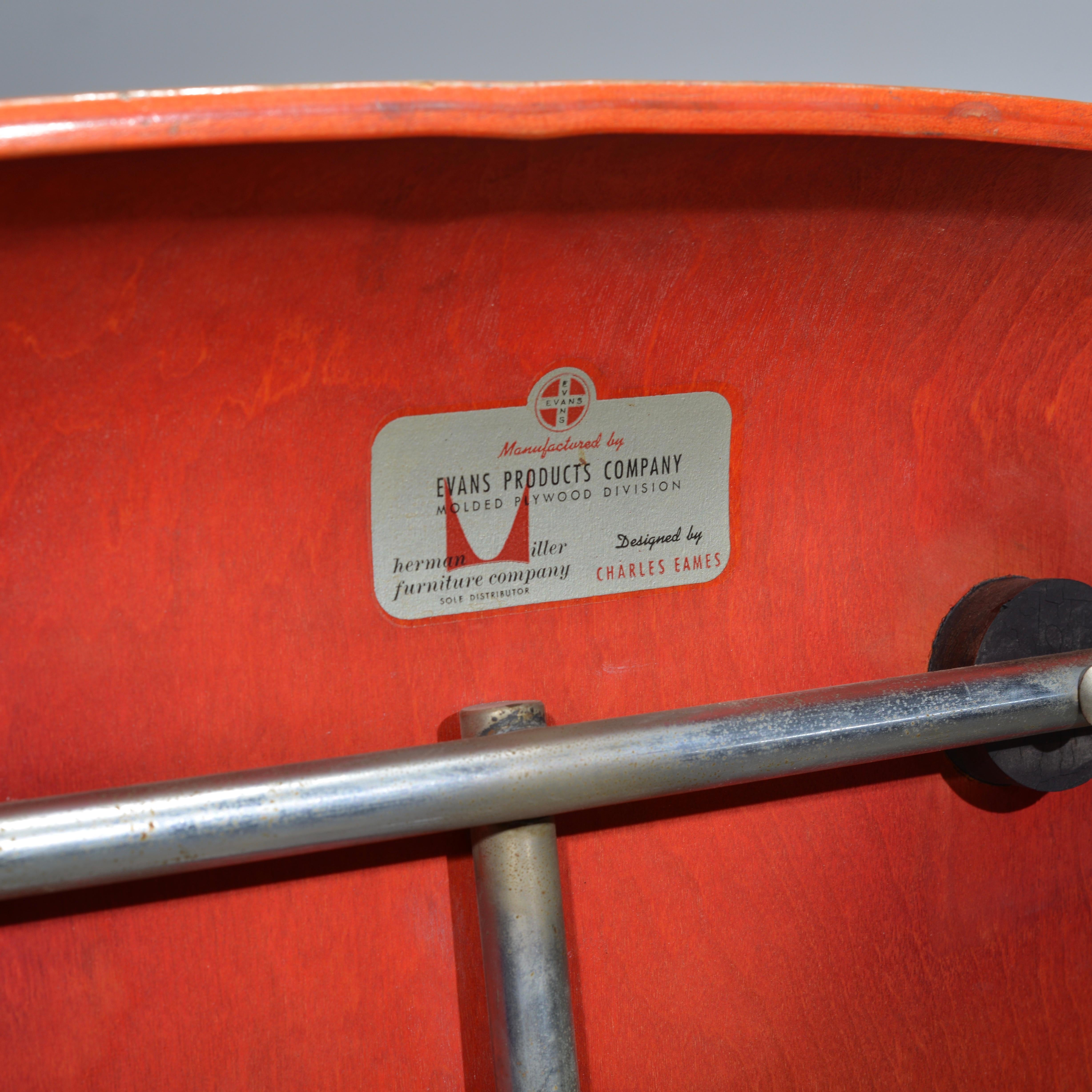 Erstausgabe, roter Analine-Stuhl von Charles und Ray Eames, Lcm 6