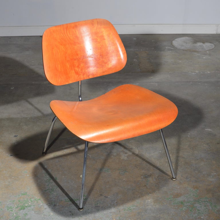 First Edition Evans Red Analine Lcm Chair by Charles and Ray Eames For Sale 11